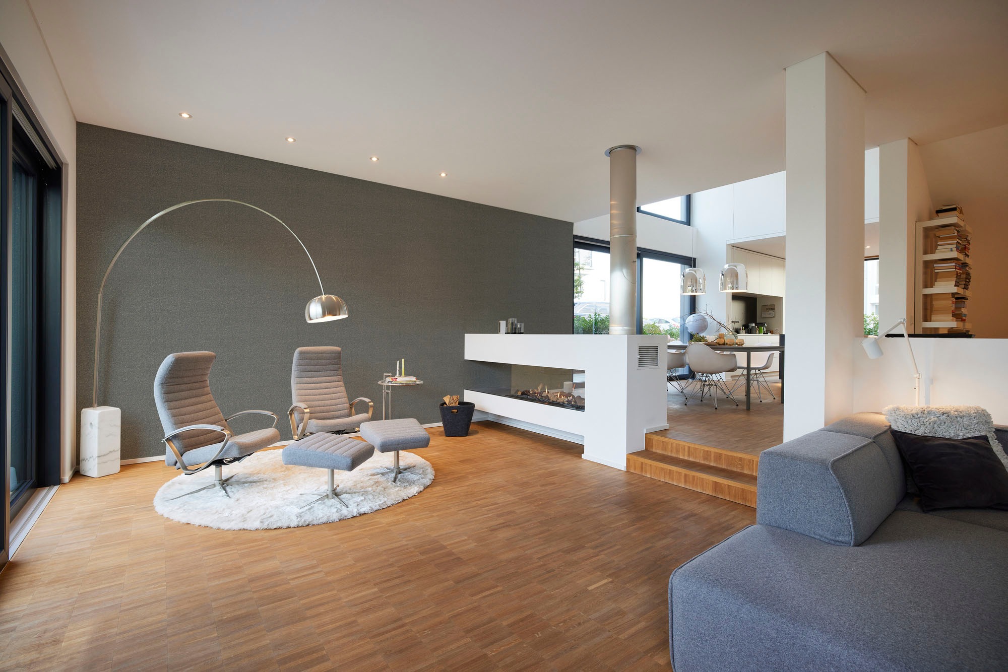 living walls Vliestapete »My Home My Spa«, glänzend-Minimalmuster-Strukturmuster, Design Tapete Dunkelgrau leicht strukturiert Vlies Tapeten Wohnzimmer