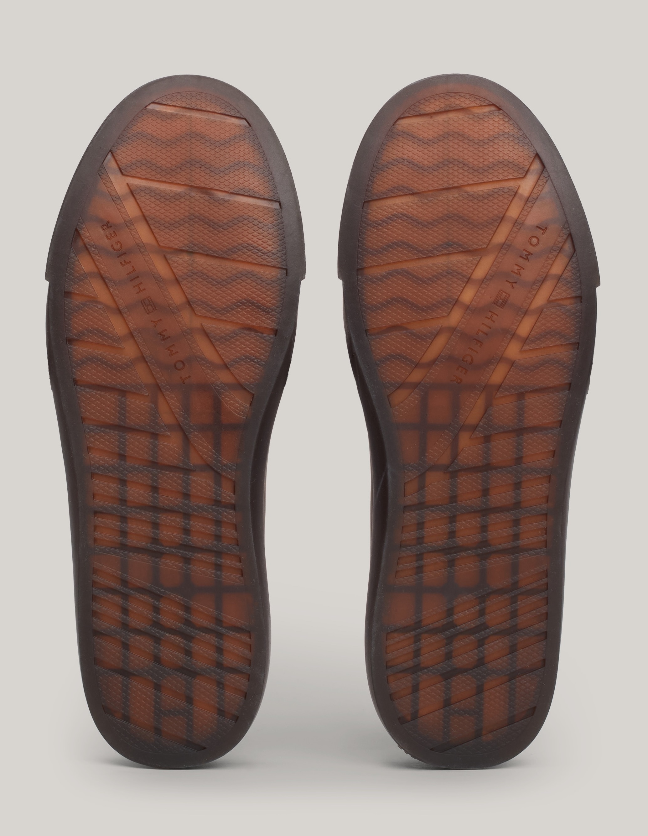 Tommy Hilfiger Sneaker »TH CUPSET TERRACE«, Freizeitschuh, Halbschuh, Schnürschuh mit seitlichen Streifen