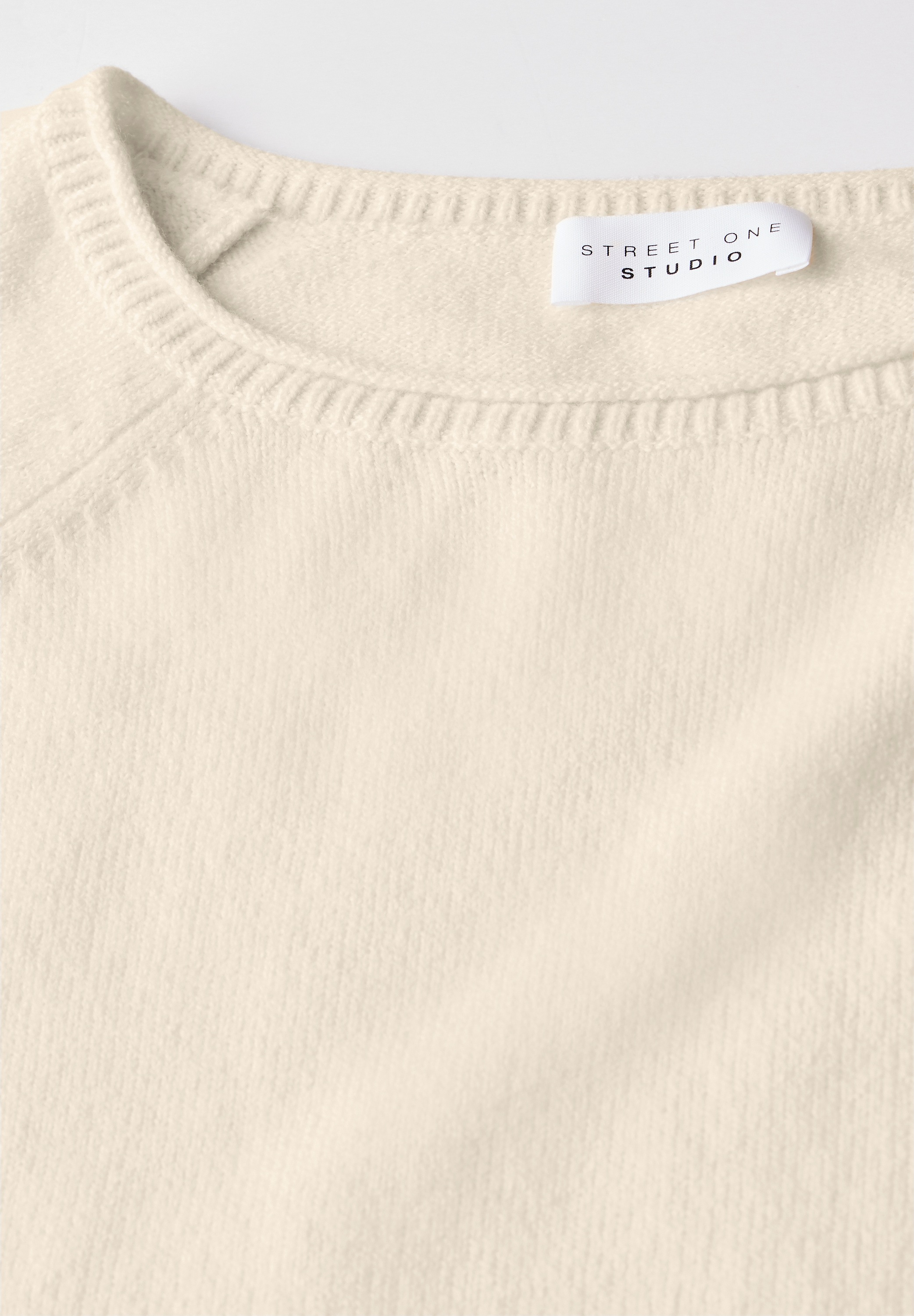 STREET ONE STUDIO Strickpullover, aus softem Materialmix
