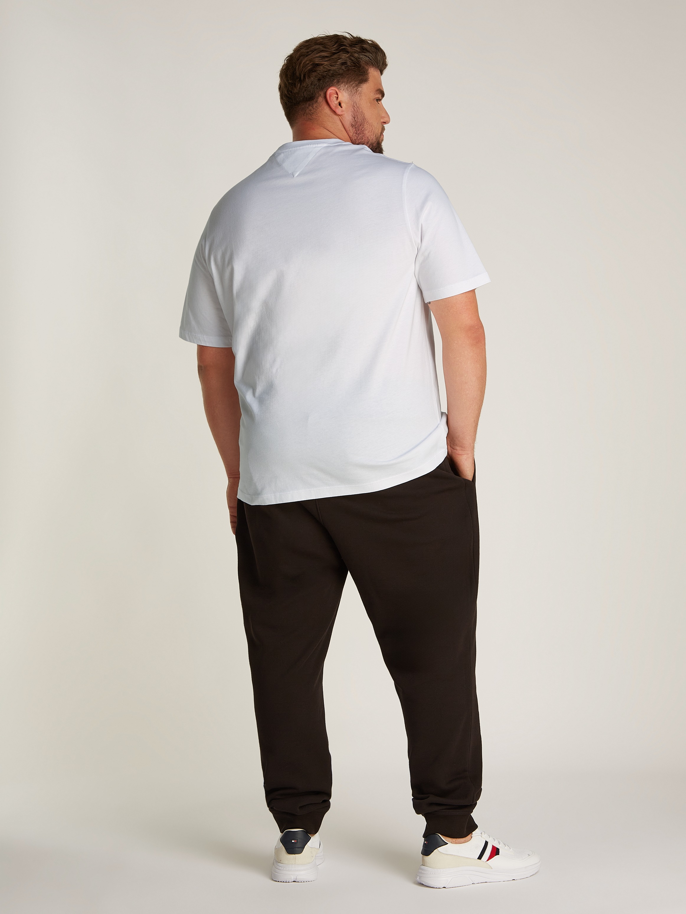 Tommy Hilfiger Big & Tall Rundhalsshirt »BT-SCRIPT LOGO TEE-B«, in Großen Größen, Logostickerei