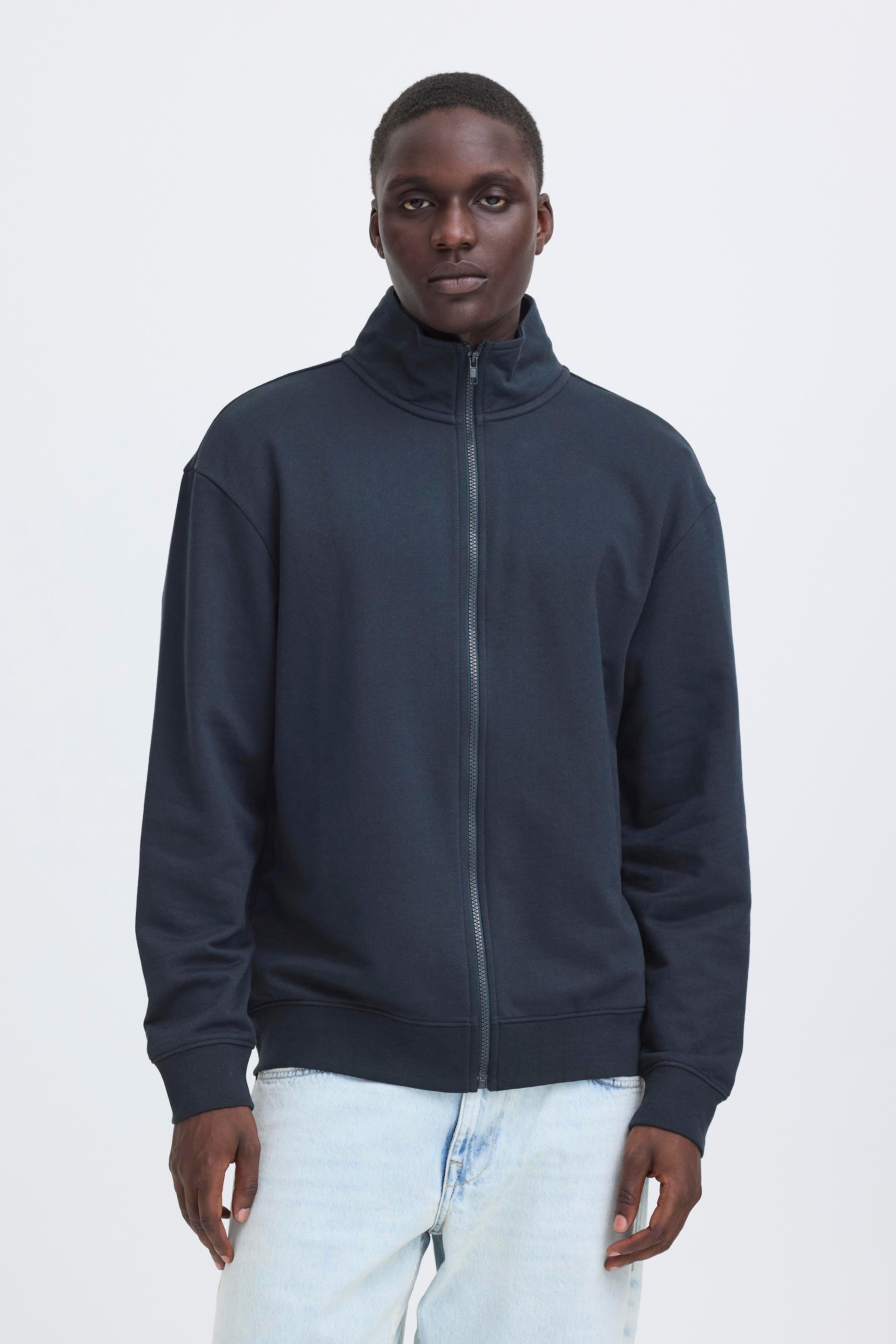 Blend Sweater »BHBRODY STAND SWEATSHIRT«, mit Reißverschluss, aus Baumwolle und Polyester, Regular Fit

