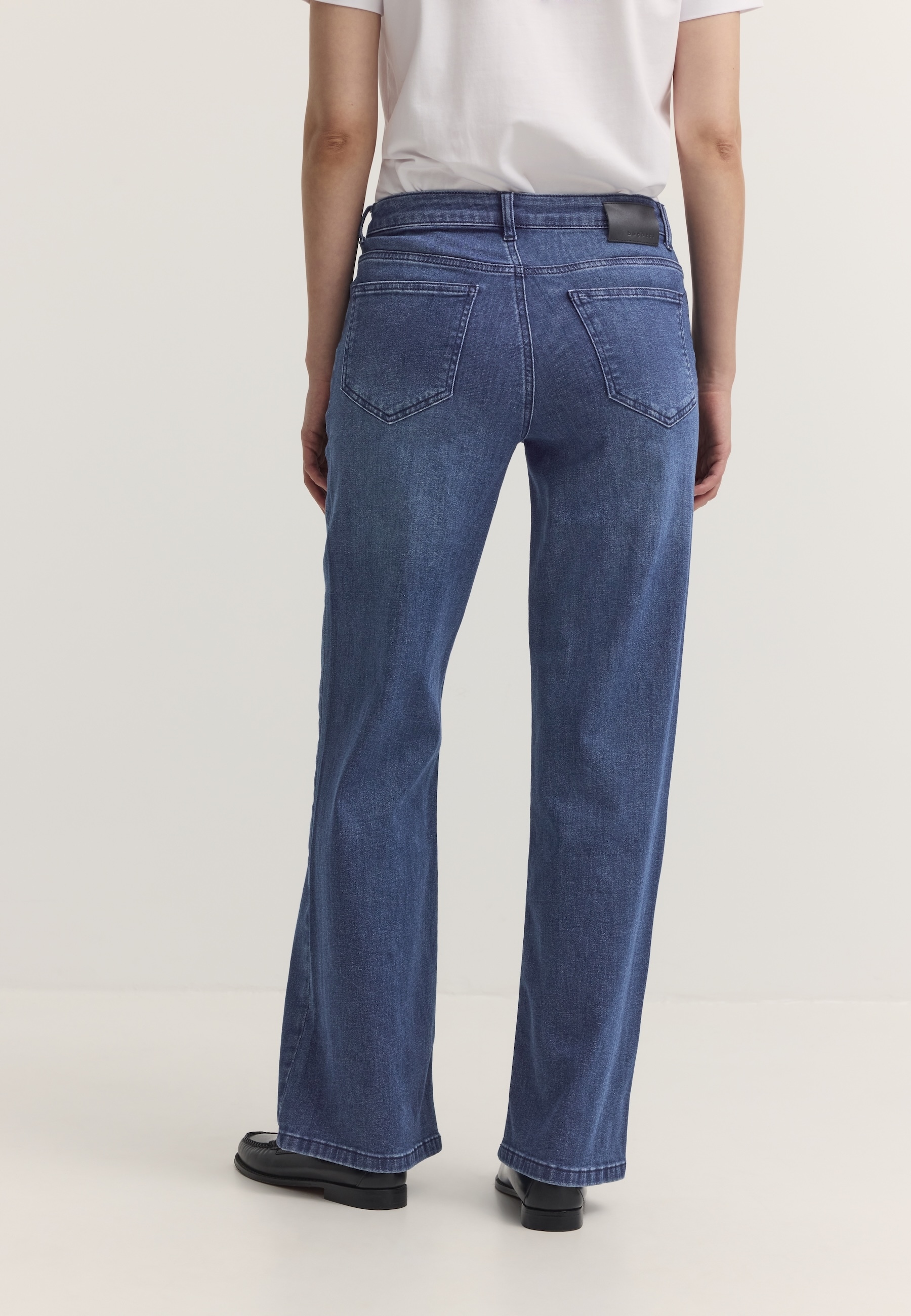 bugatti 5-Pocket-Jeans »Modern Fit« Modern Fit Baumwoll-Stretch Essentials