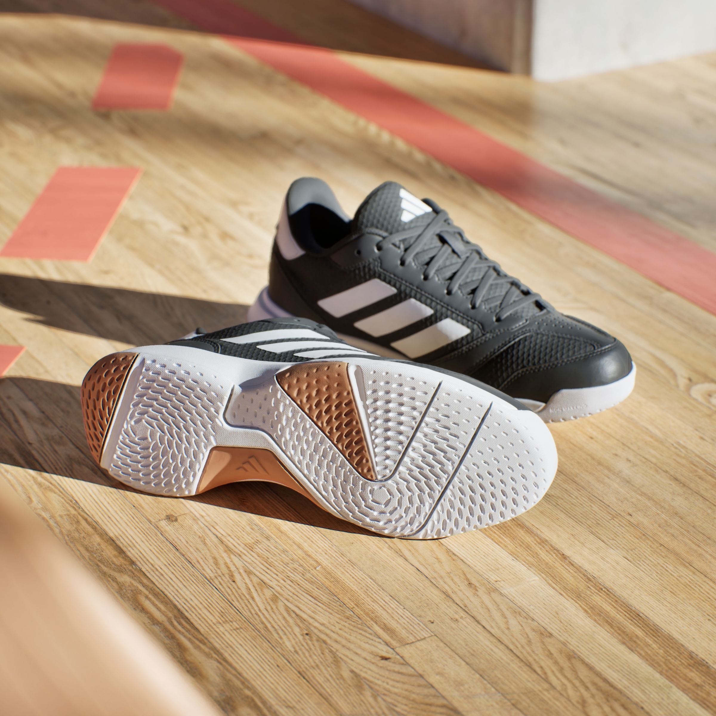 adidas Performance Hallenschuh »LIGRA 8 INDOOR«