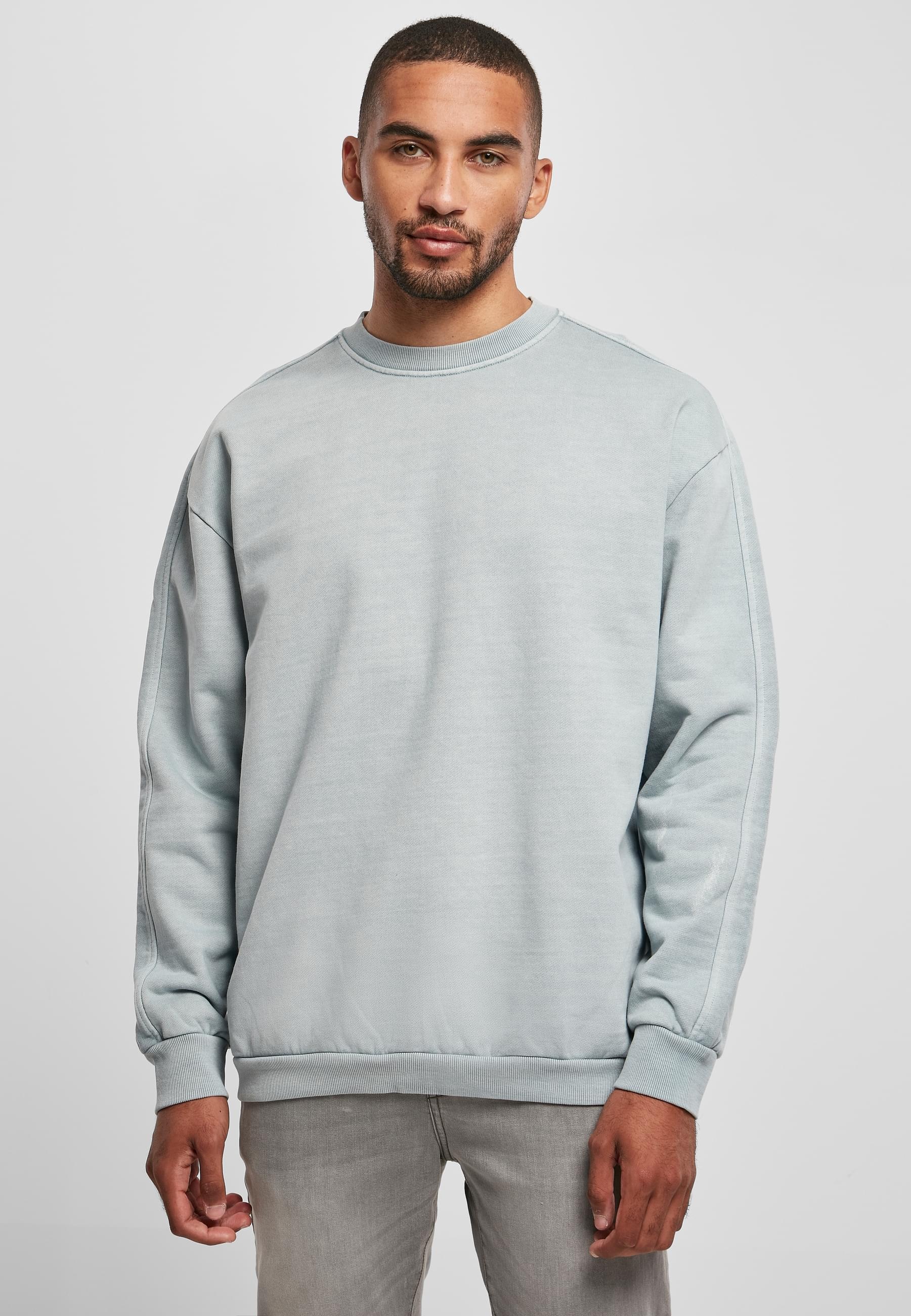 URBAN CLASSICS Rundhalspullover »Urban Classics Herren Heavy Terry Garment Dye Crew«, (1 tlg.)