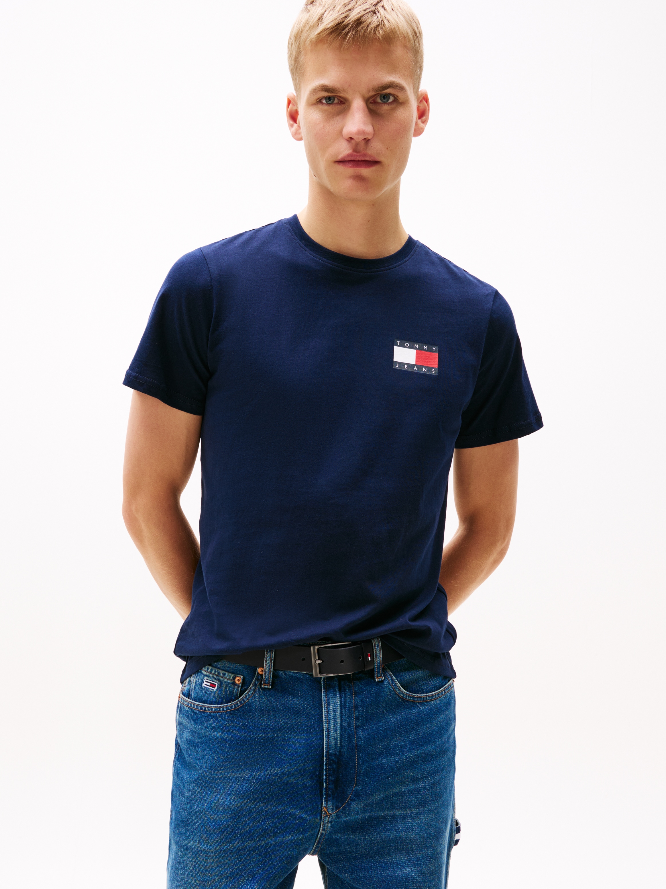 Tommy Jeans T-Shirt "TJM SLIM FIT ESSENTIAL FLAG" Mit Rundhalsausschnitt günstig online kaufen
