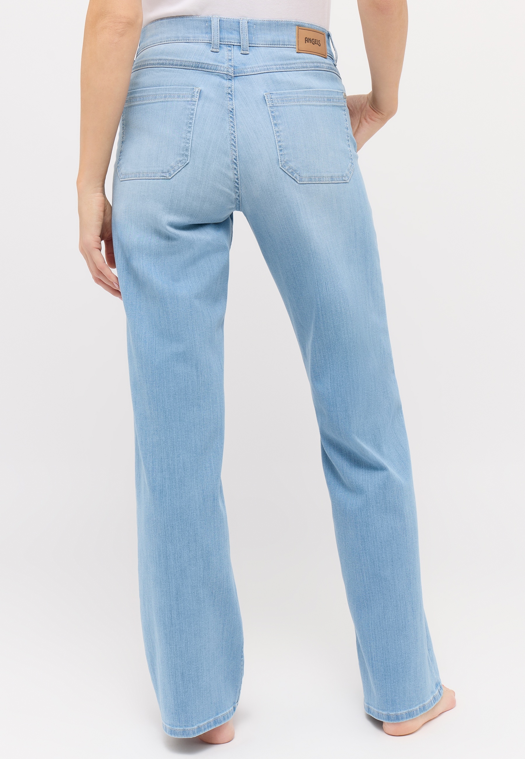 ANGELS Relax-fit-Jeans »LIZ WORKER« mit großen Vordertaschen und Fade-Out Effekten