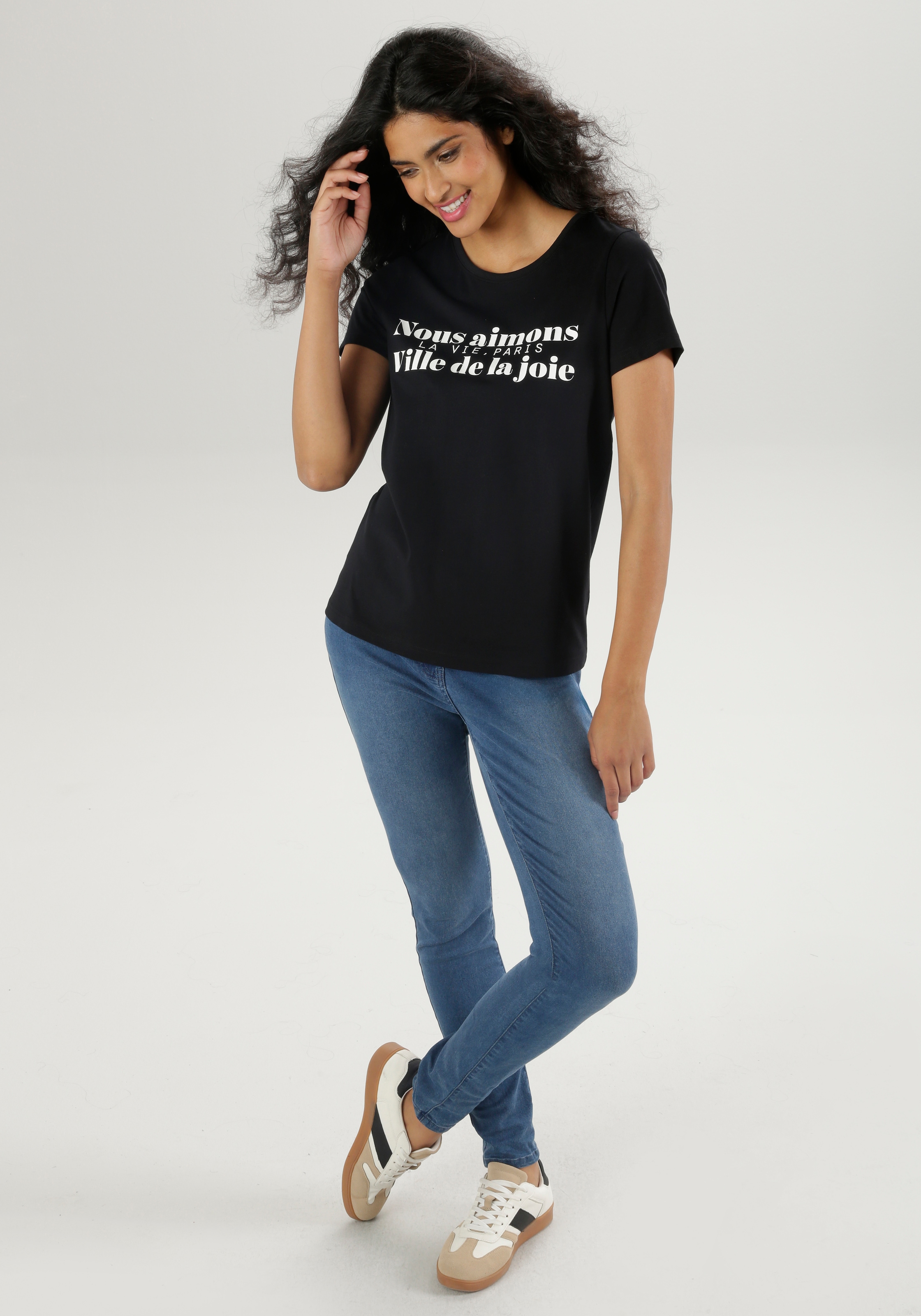 Aniston SELECTED T-Shirt, in zeitlosem Schwarz-Weiß