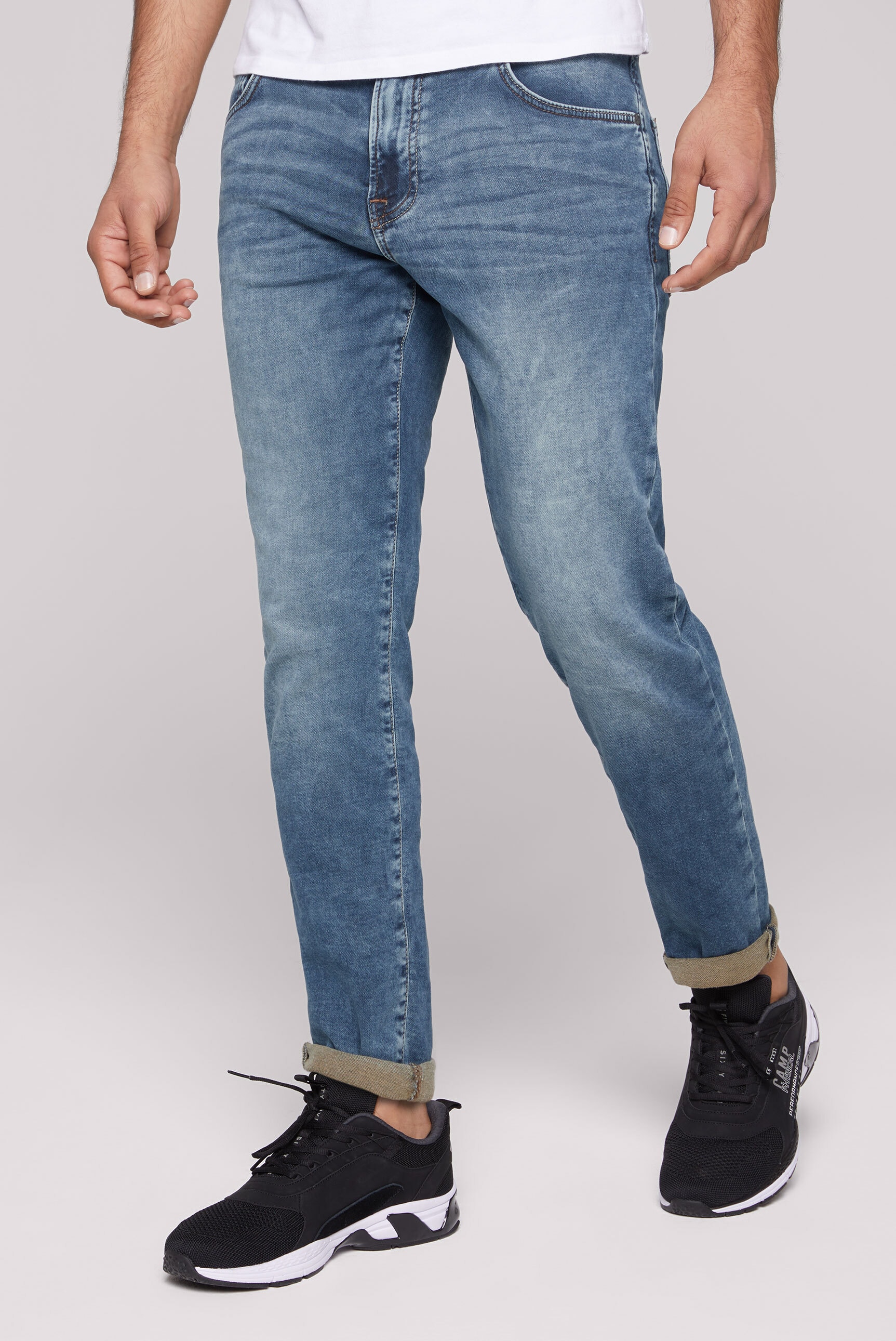 Regular-fit-Jeans, mit Vintage-Waschung