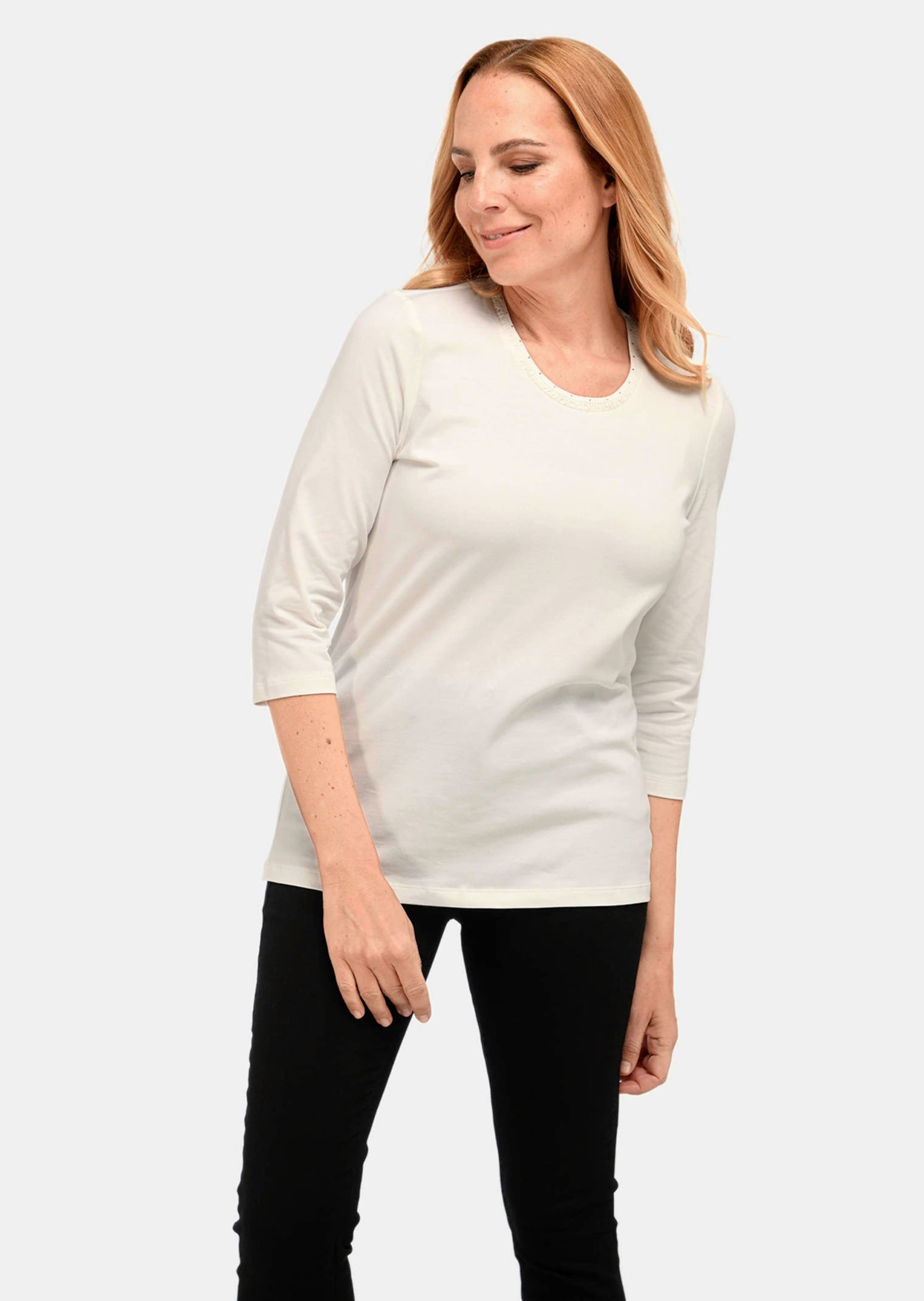 GOLDNER 3/4-Arm-Shirt »Shirt Kurzgröße - Geschmücktes Rundhalsshirt aus Pima-Baumwolle«