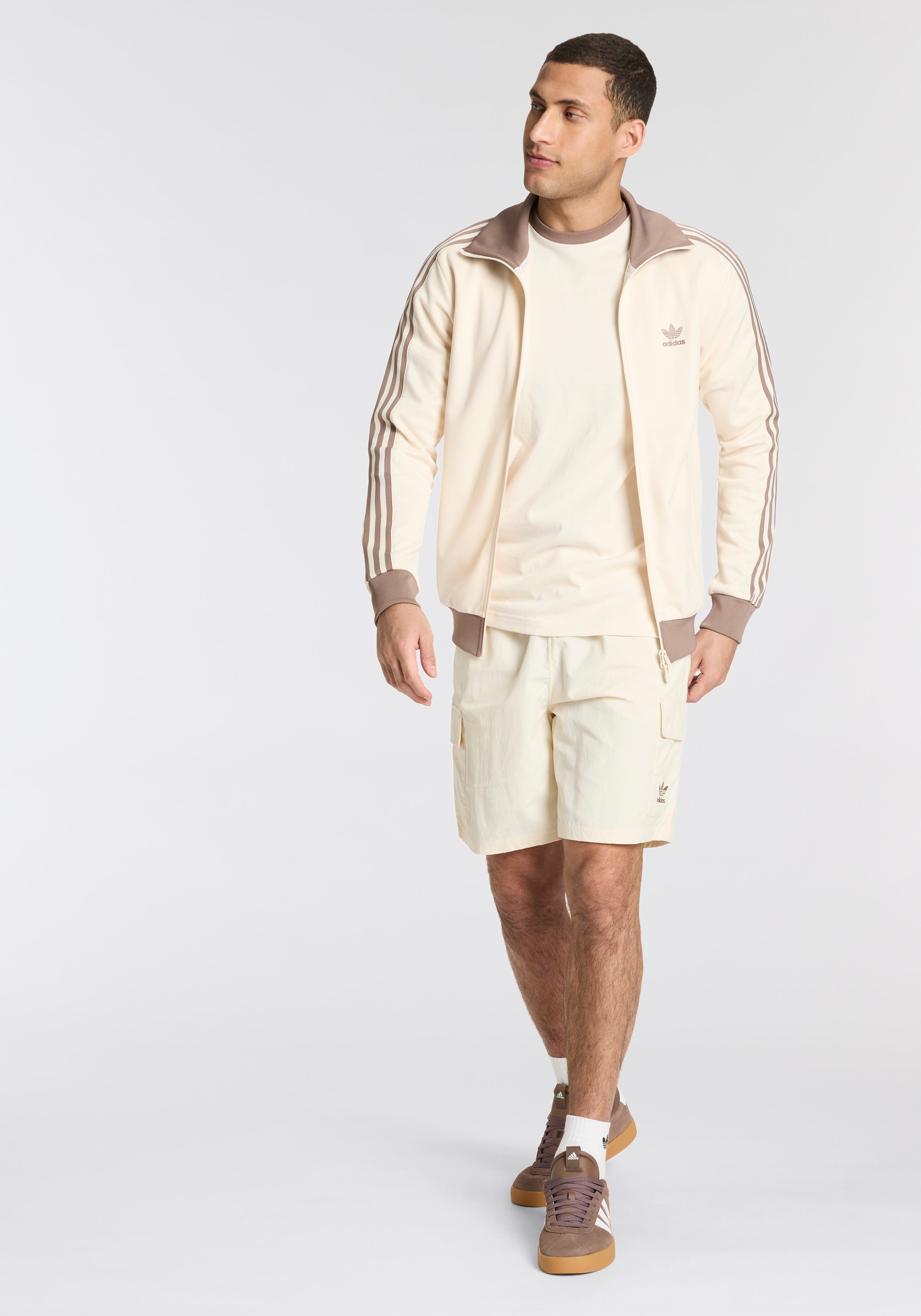adidas Originals Shorts »ESS WVN SHORTS«, (1 tlg.)