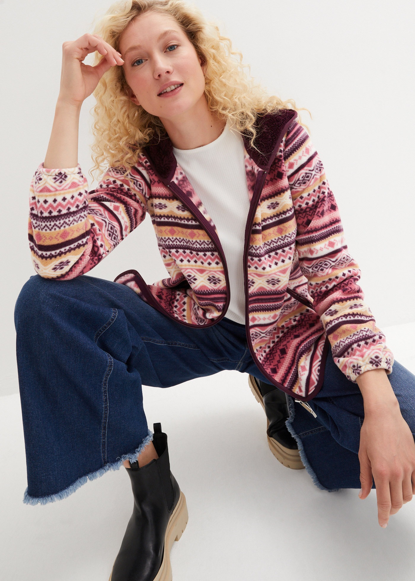 bonprix Fleecejacke »Kapuzen-Fleecejacke mit Norweger-Muster« mit Kapuze Winterjacke als Kapuzen-Fleecejacke mit Norweger-Muster