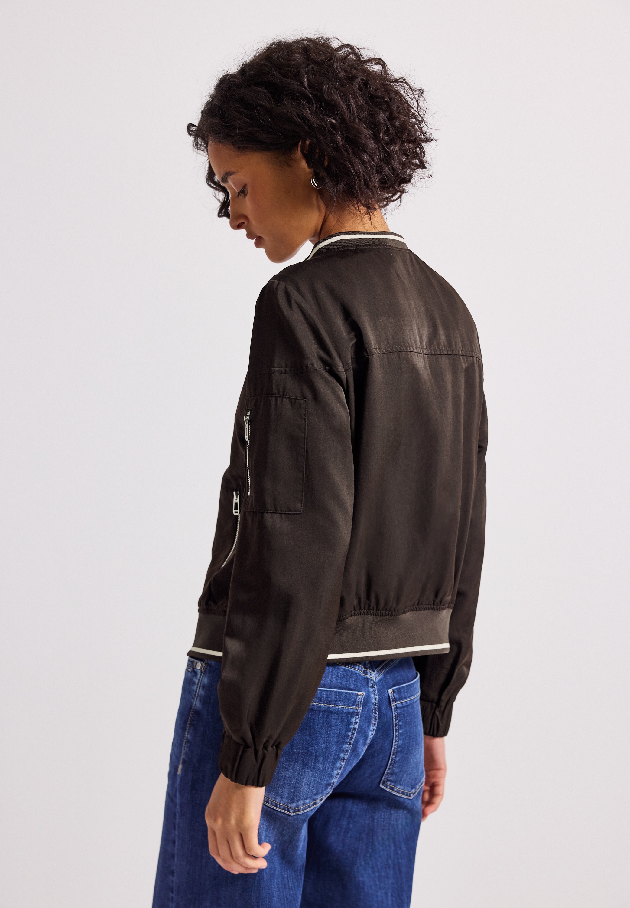 STREET ONE Blouson ohne Kapuze aus satinierter Viskose günstig online kaufen