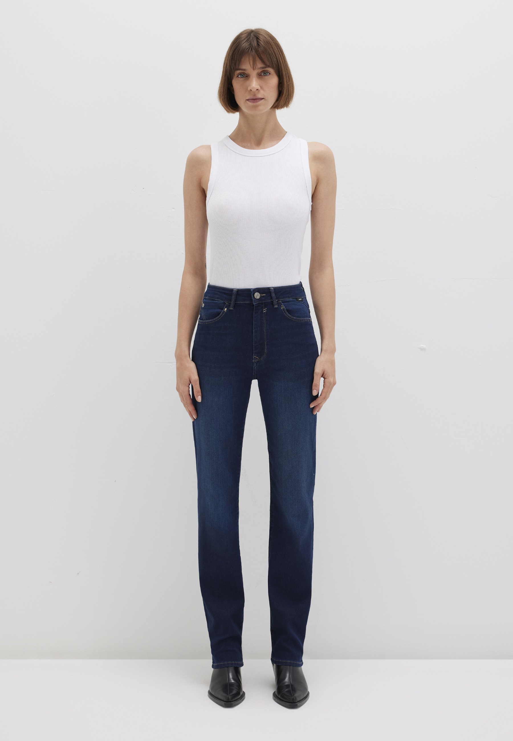Mavi Straight-Jeans »KENDRA« gerde Form