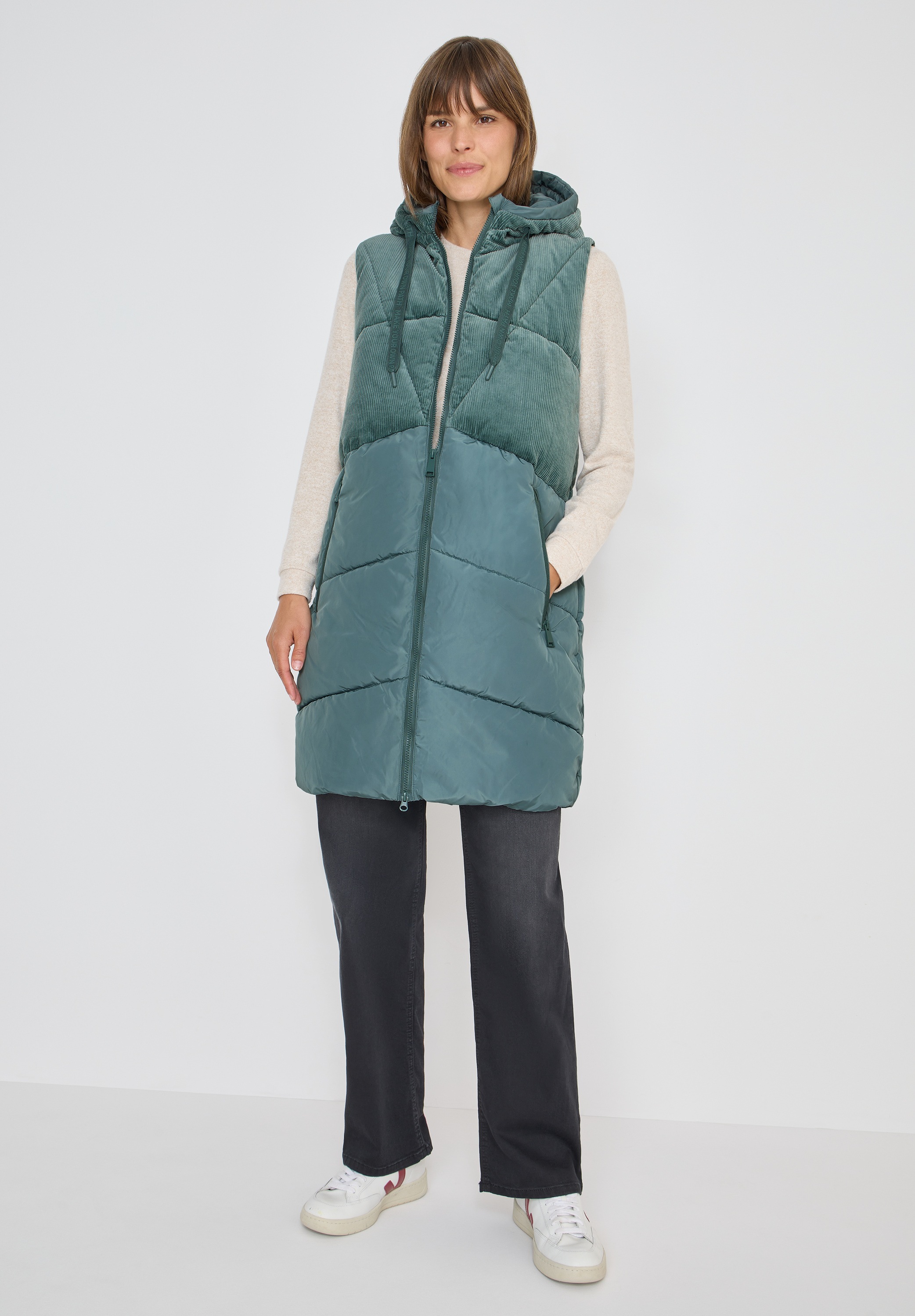 Cecil Steppweste mit Kapuze