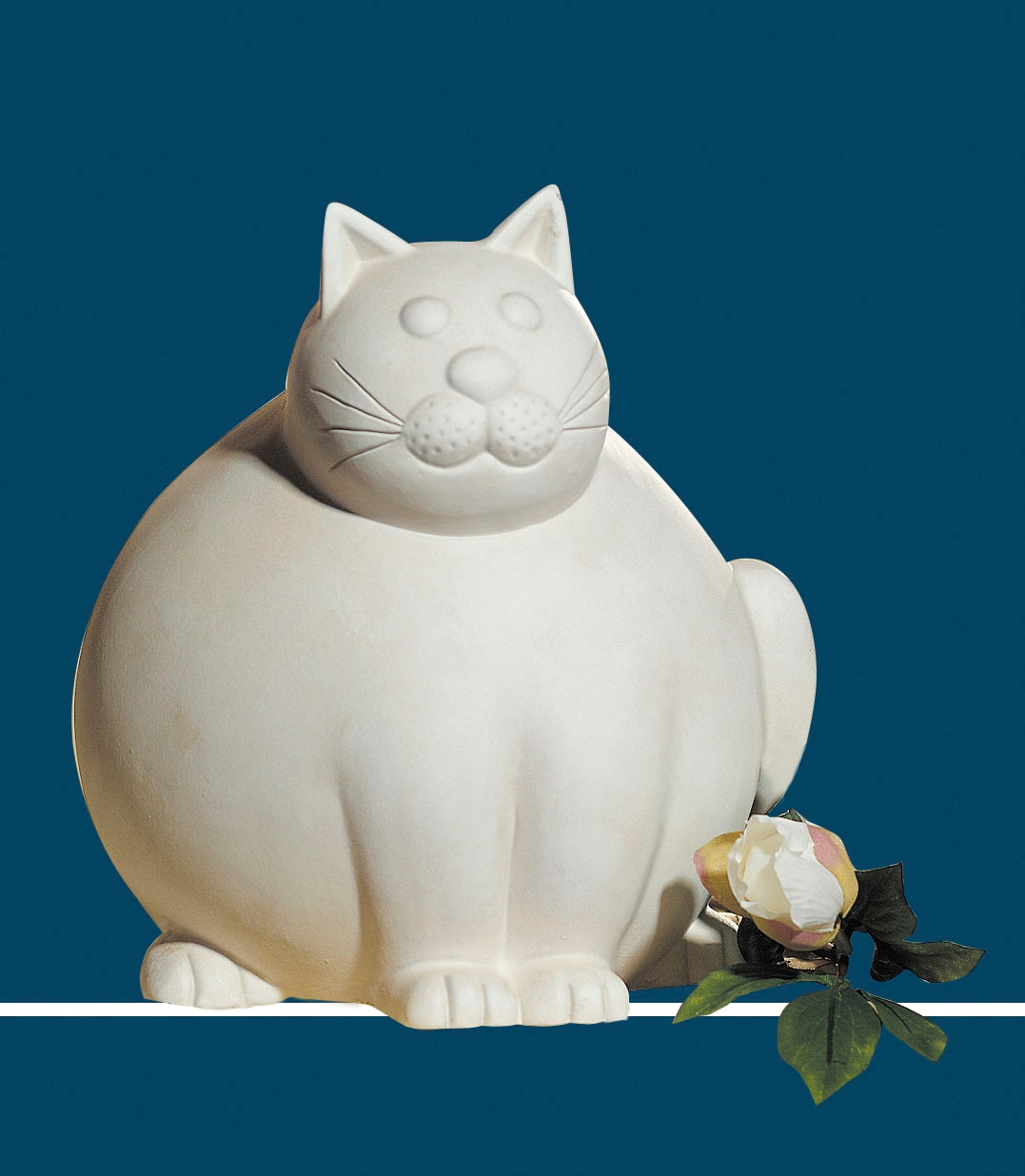 aus creme-weiß«, 30 cm, bestellen Tierfigur, Wohnzimmer Molli, GILDE »Katze Dekoobjekt, BAUR Dekofigur Keramik, | Höhe