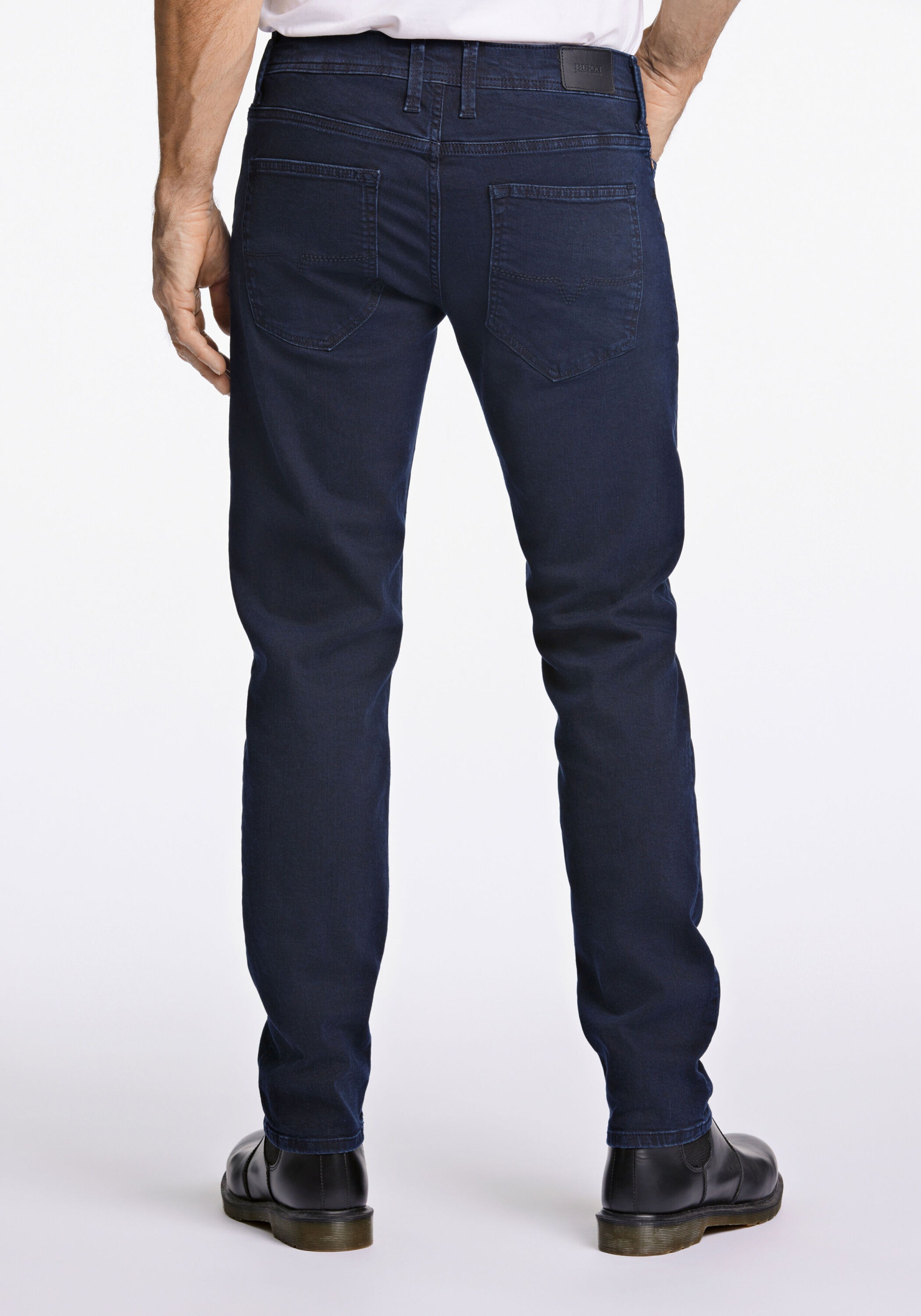 BISON 5-Pocket-Jeans "Jeans Tapered Fit" günstig online kaufen