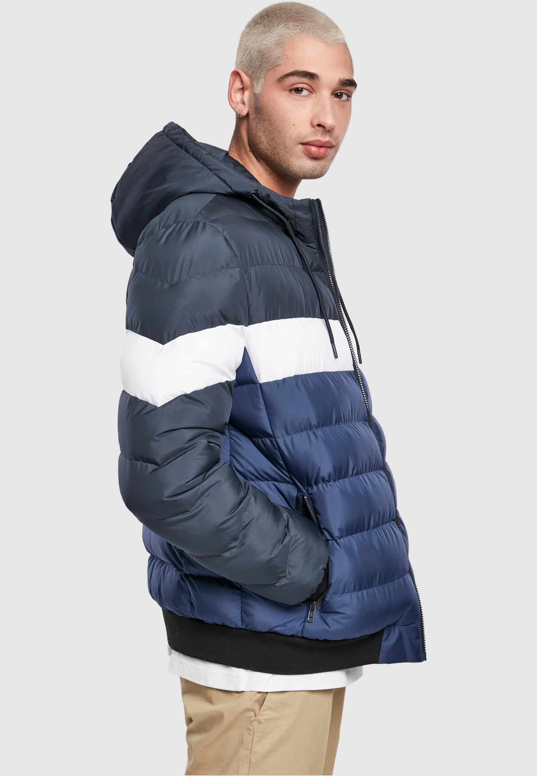URBAN CLASSICS Winterjacke »Urban Classics Herren Colorblock Bubble Jacket«, (1 St.), mit Kapuze