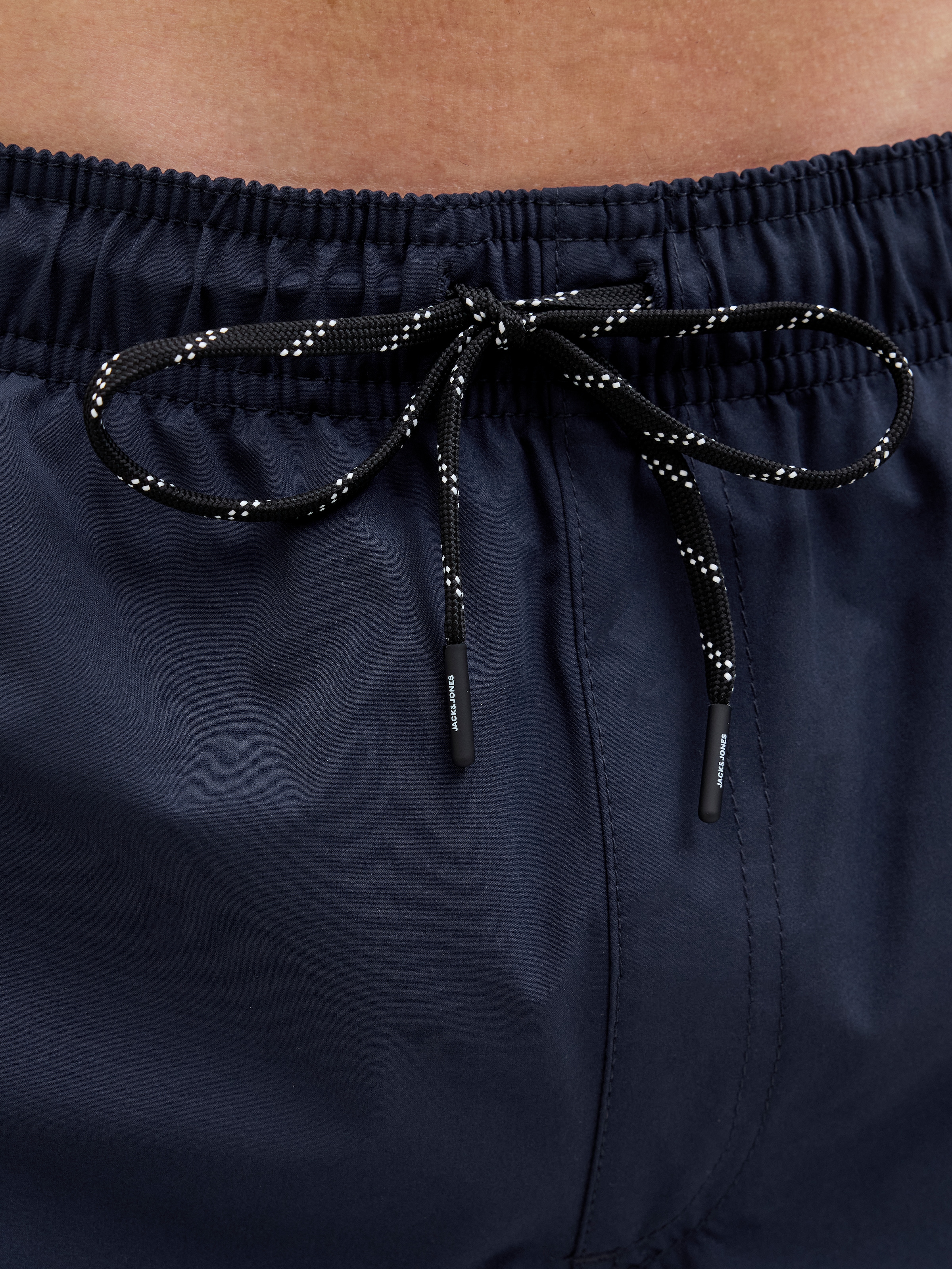 Jack & Jones Badeshorts »JPSTMAUI JJSWIM DOUBLE LOGO AKM SN«