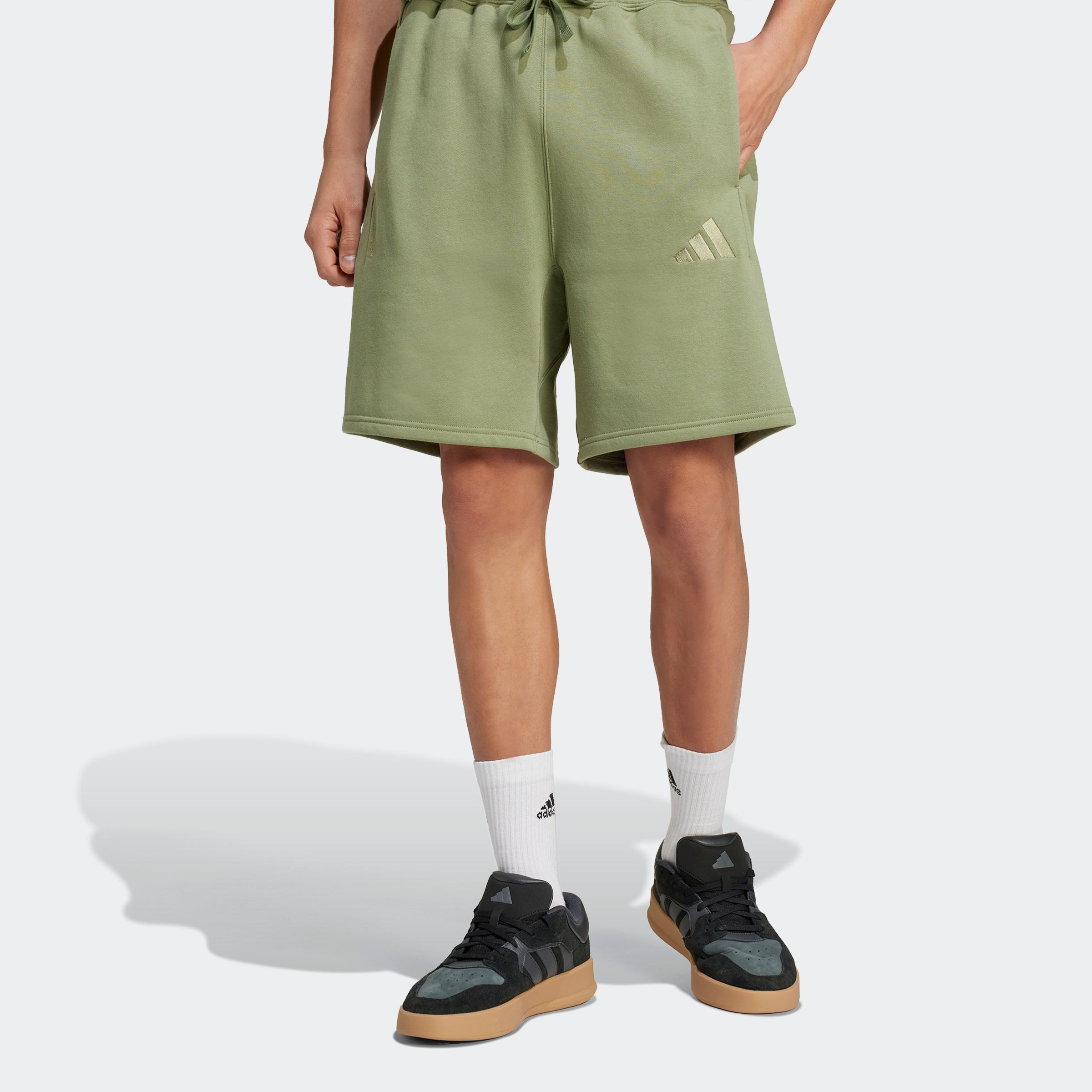 adidas Sportswear Shorts »M A SZN FL SHO«, (1 tlg.)