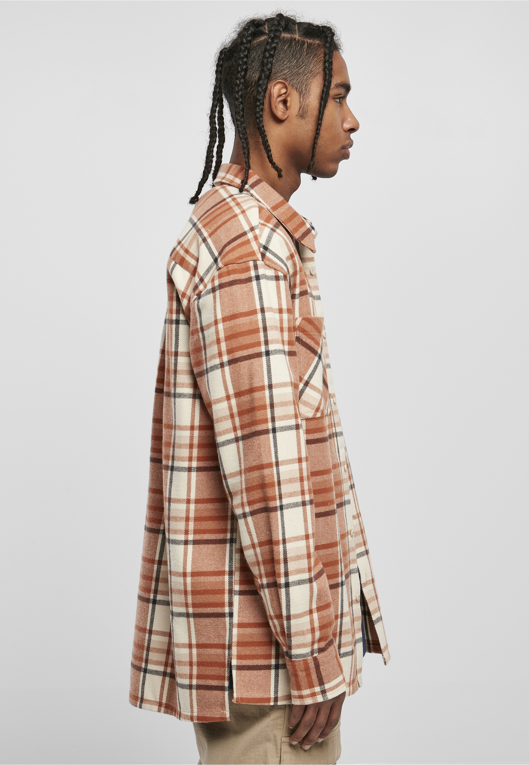 URBAN CLASSICS Kurzarmshirt »Urban Classics Herren Long Oversized Checked Leaves Shirt« 1 Stk.