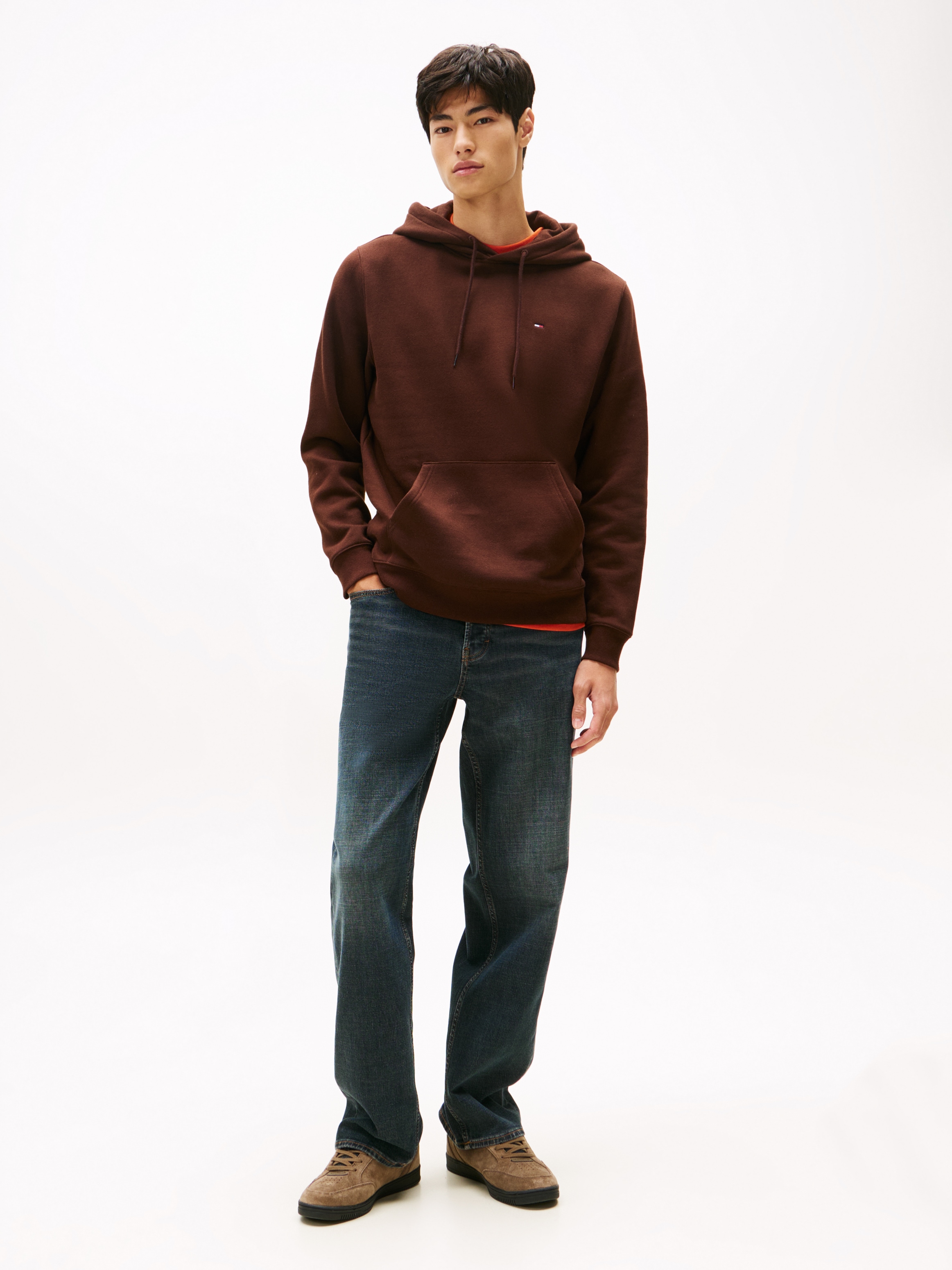 Tommy Jeans Sweatshirt »TJM REG S FLAG HOODIE«, mit bestickten Markenlogo auf Brusthöhe