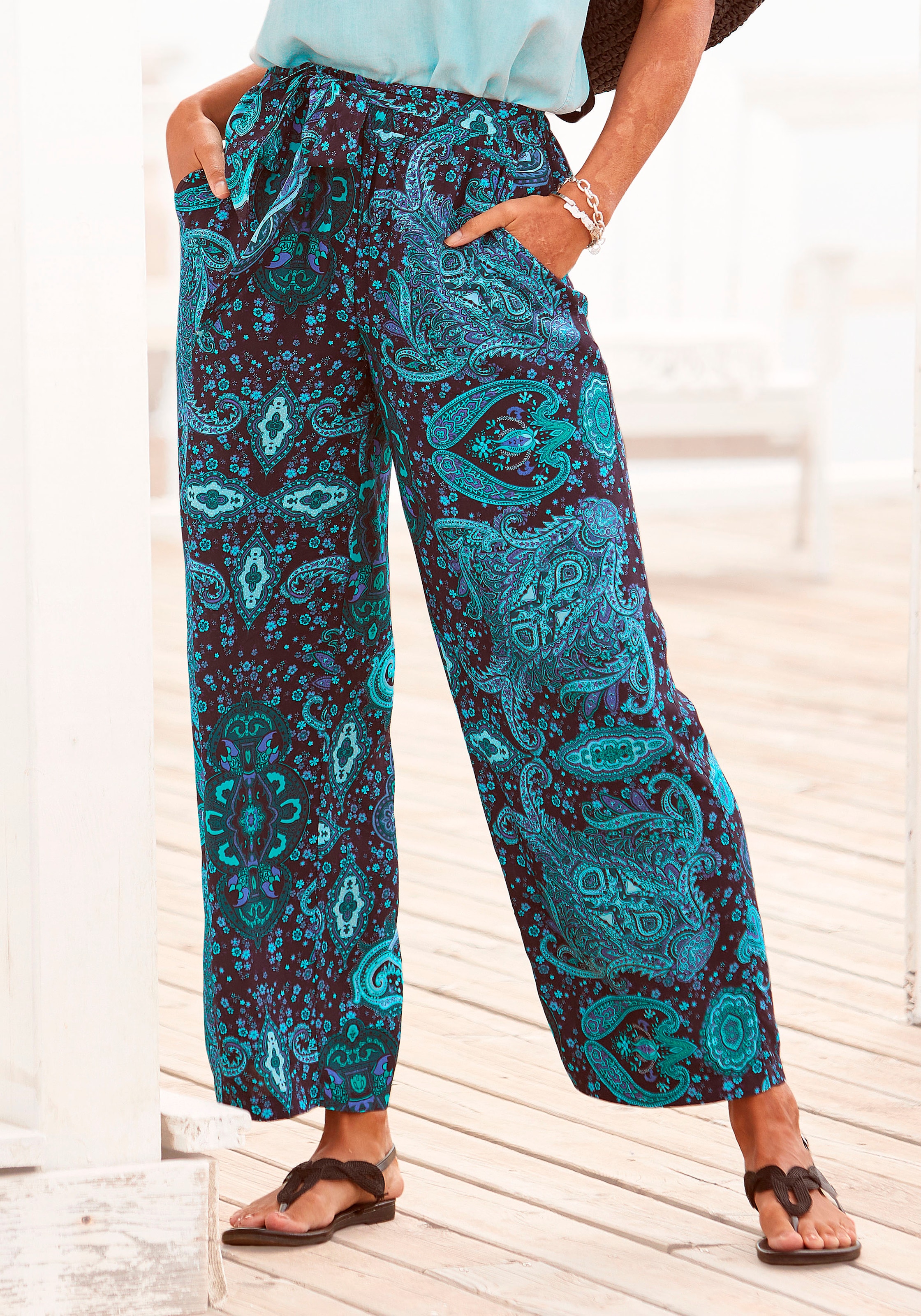 Vivance Palazzohose "aus leicht-fließender Viskose" und Paisleyprint, elastischer Bund, Schlupfhose, leichte Sommerhose
