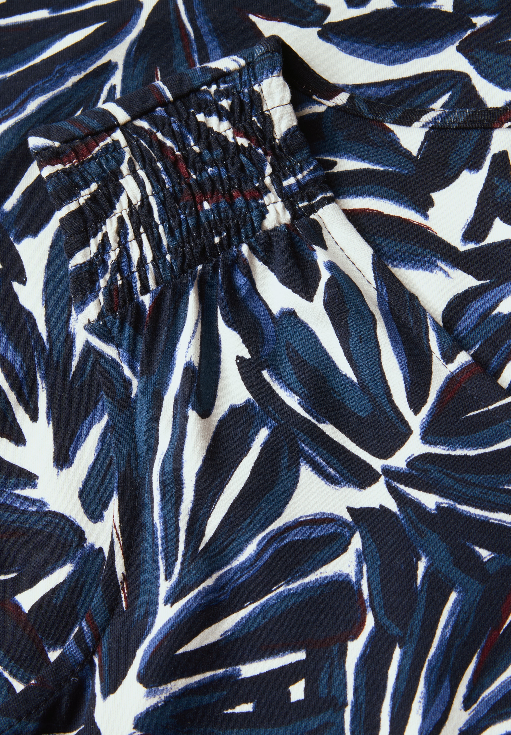 Cecil Jerseykleid, Sommerkleid mit Raffung an den Schultern und grafischem Muster