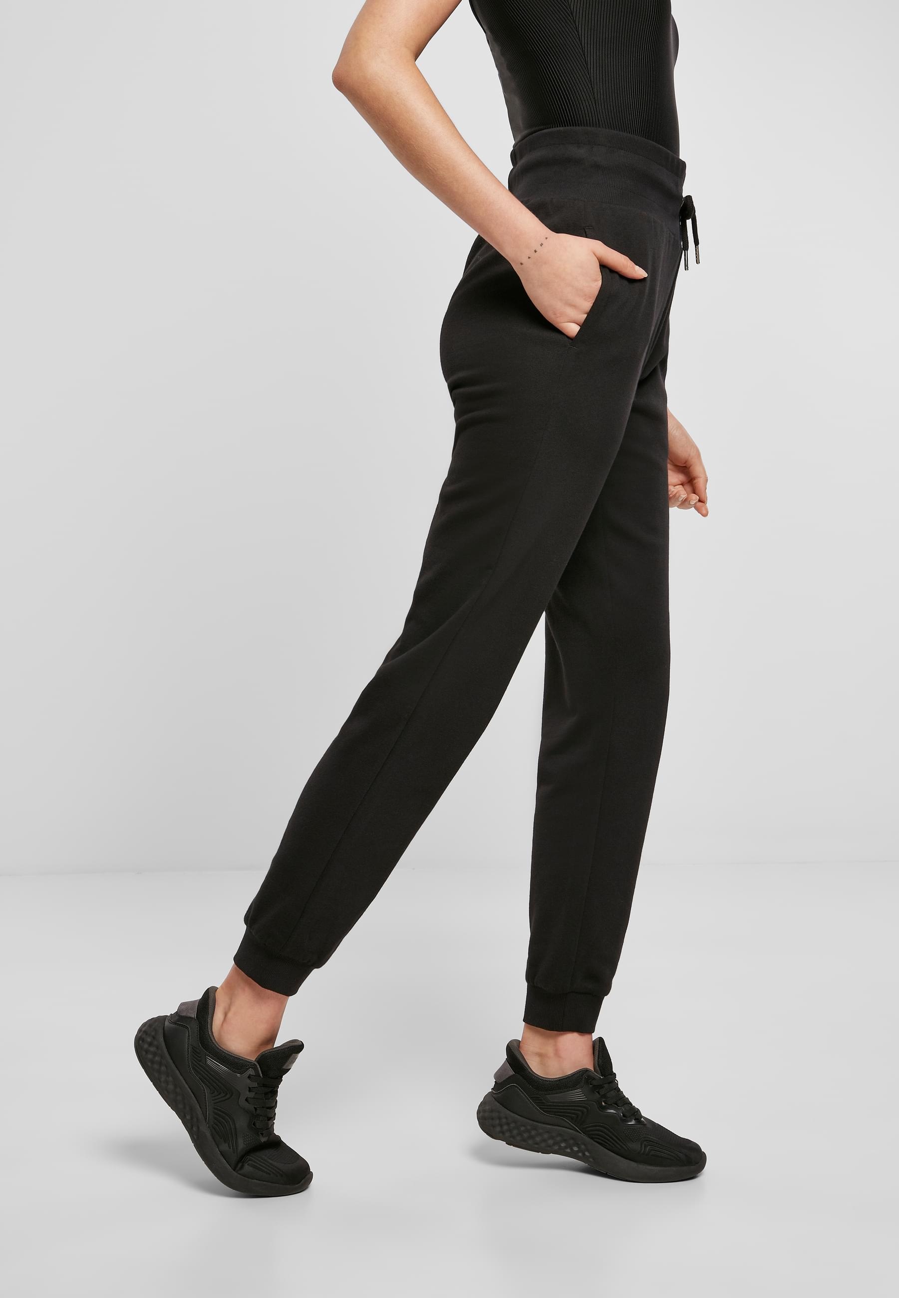 URBAN CLASSICS Jogginghose »Urban Classics Damen Ladies Organic High Waist Sweat Pants«, (1 tlg.)