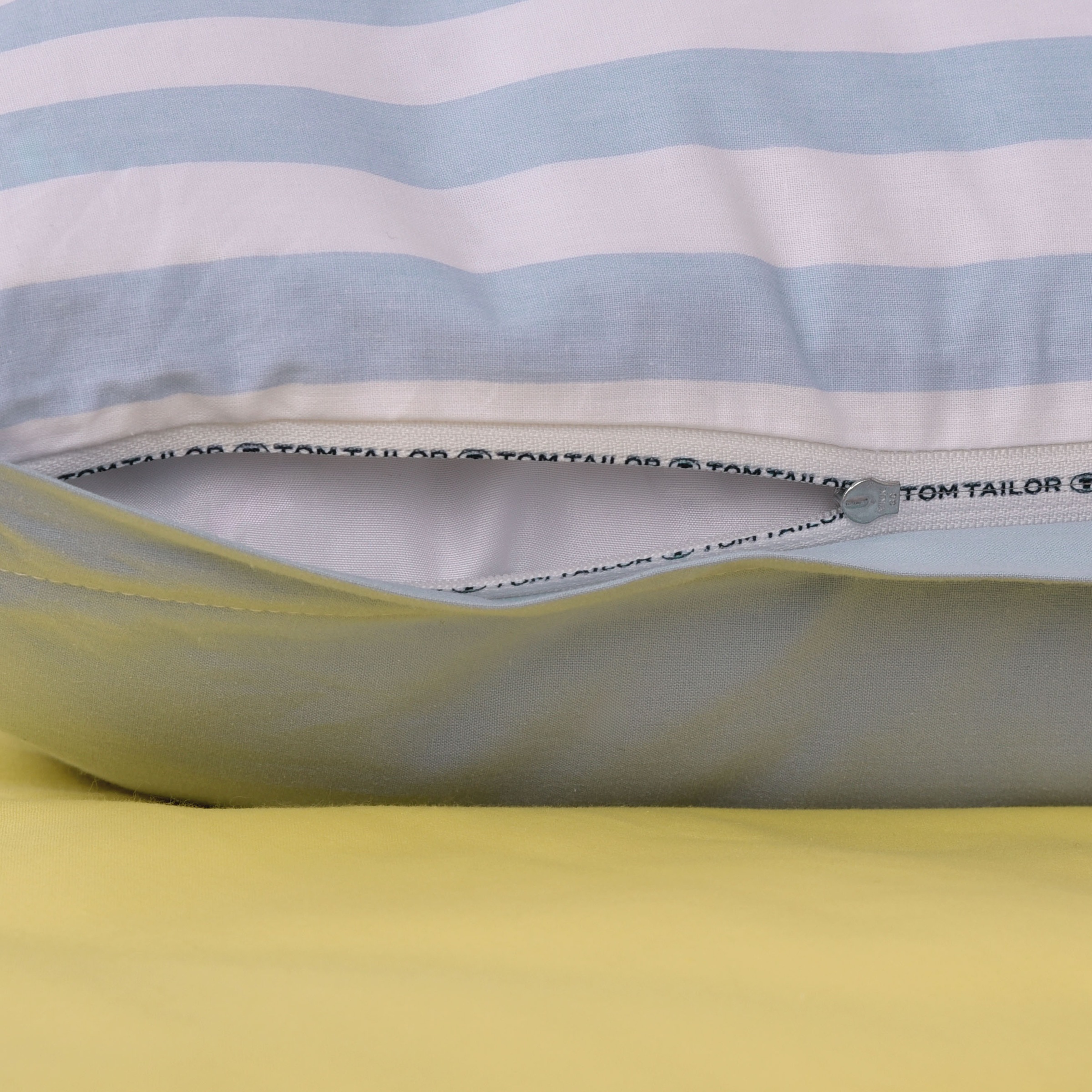 TOM TAILOR HOME Bettwäsche "STRIPES WITH A KICK in Gr. 135x200cm oder 155x2 günstig online kaufen