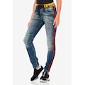 Cipo & Baxx Slim-fit-Jeans, mit trendigen Seitenstreifen