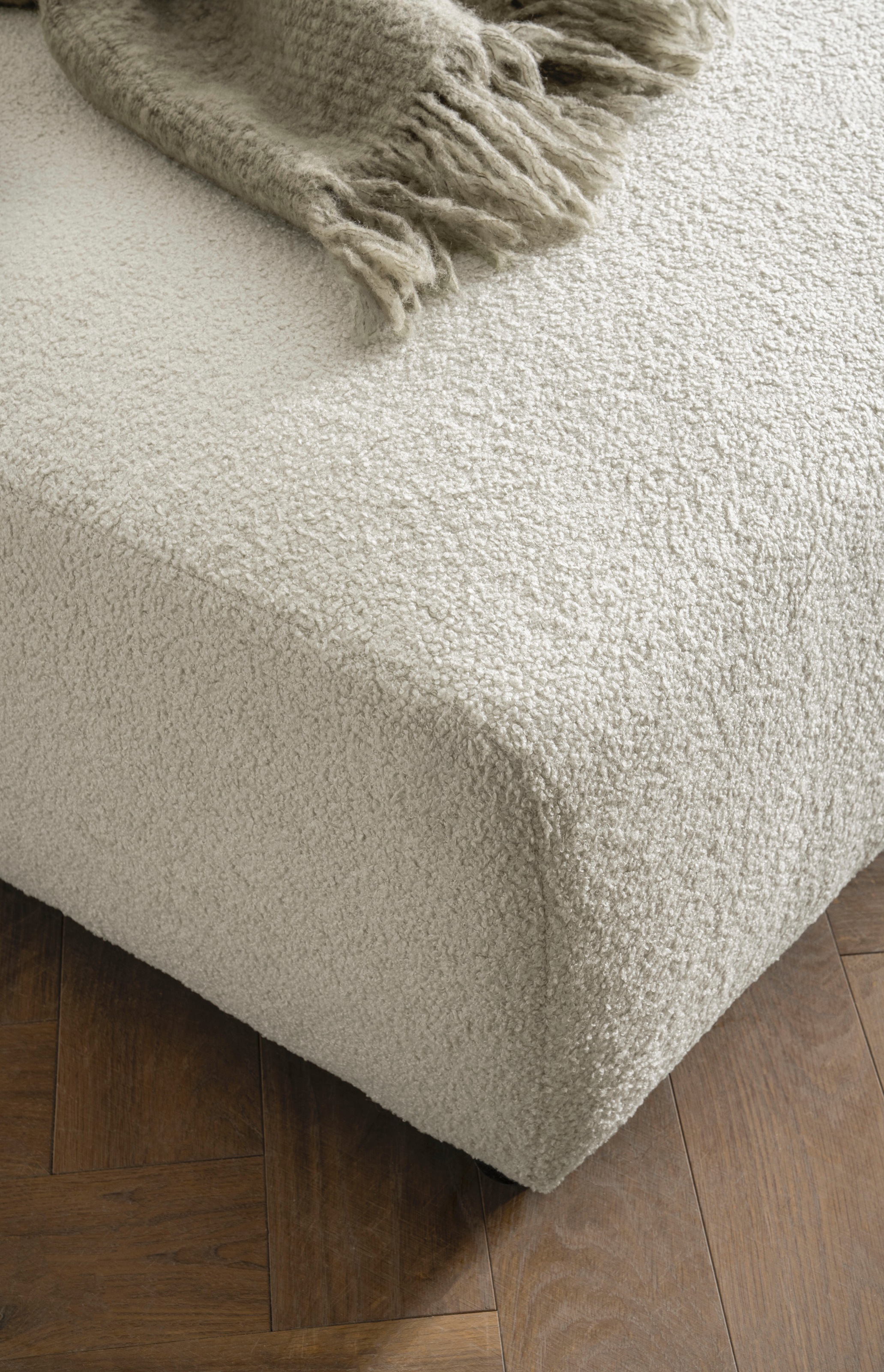 andas Ecksofa »BAKELS, L-Form in Cord oder Boucle-Stoff, moderne Couch«, wahlweise Recamiere rechts/links, bequemer Sitzkomfort