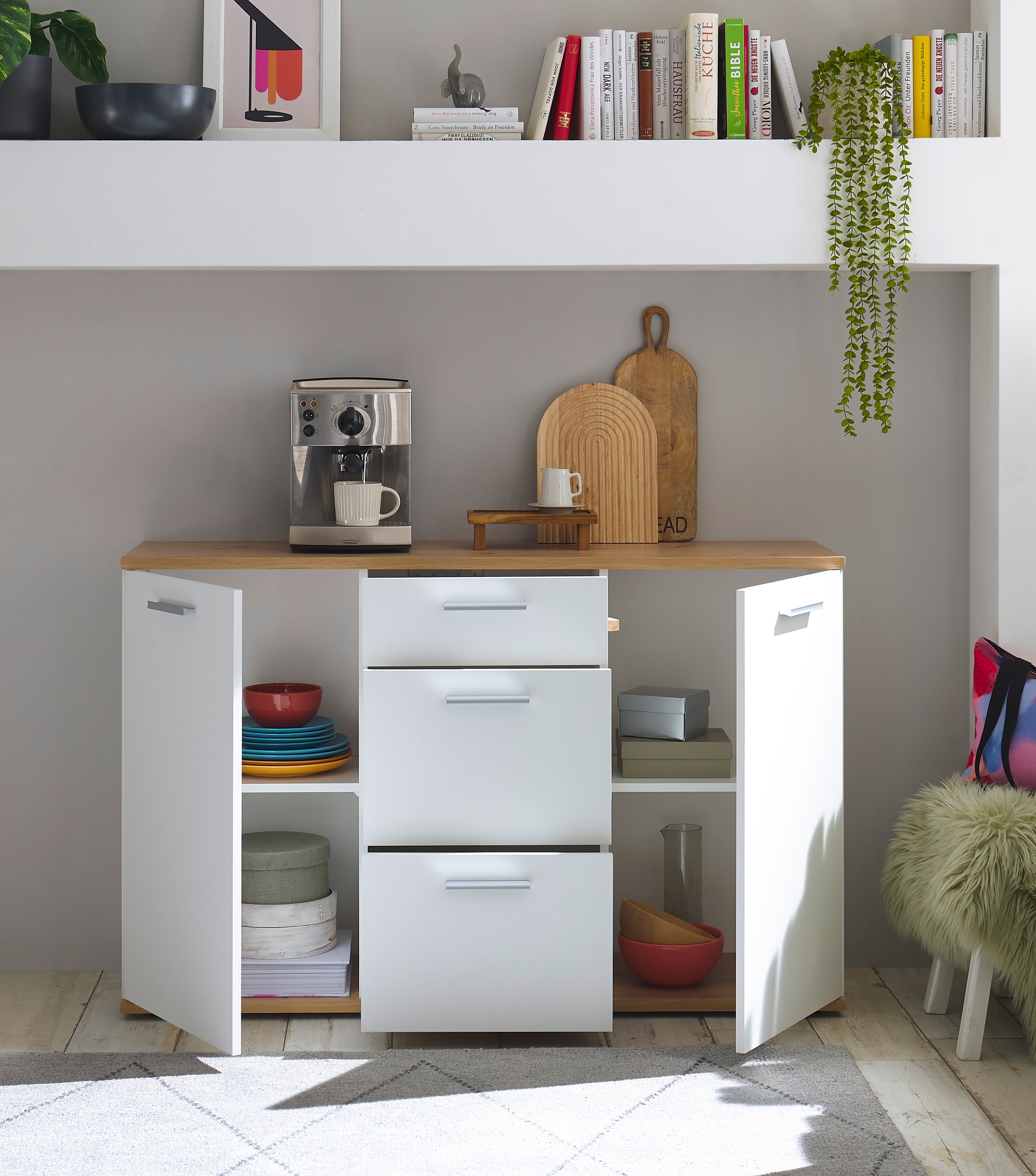 HBZ Kommode »BC1035 weiß matt, BxHxT 135x86x38 cm«, Kommode mit 2 Türen, 3 Schubkästen, 2 Einlegeböden