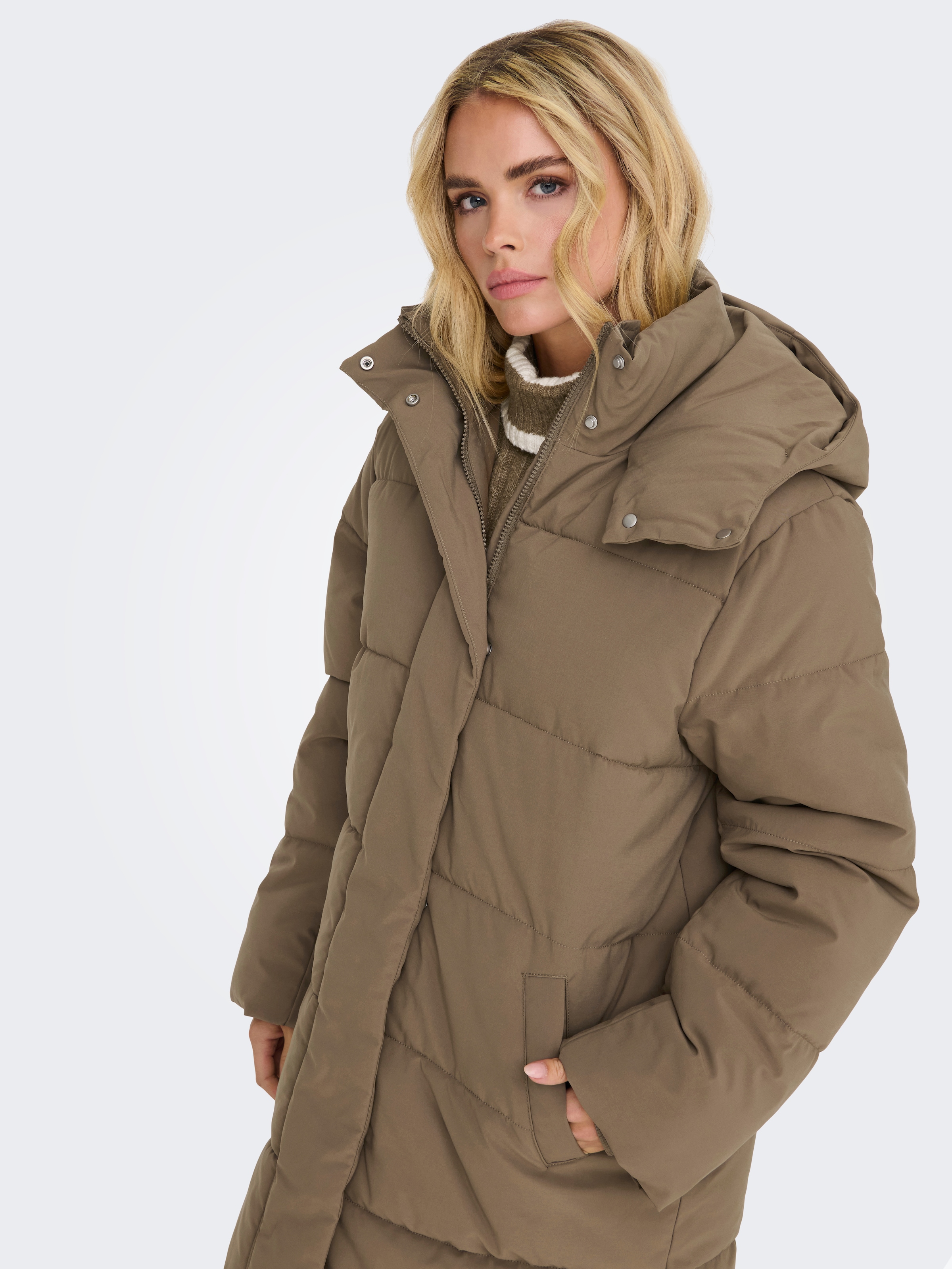 JDY Steppmantel "JDYMAJA LONG PADDED JACKET OTW YFM NOOS" mit Kapuze, verde günstig online kaufen