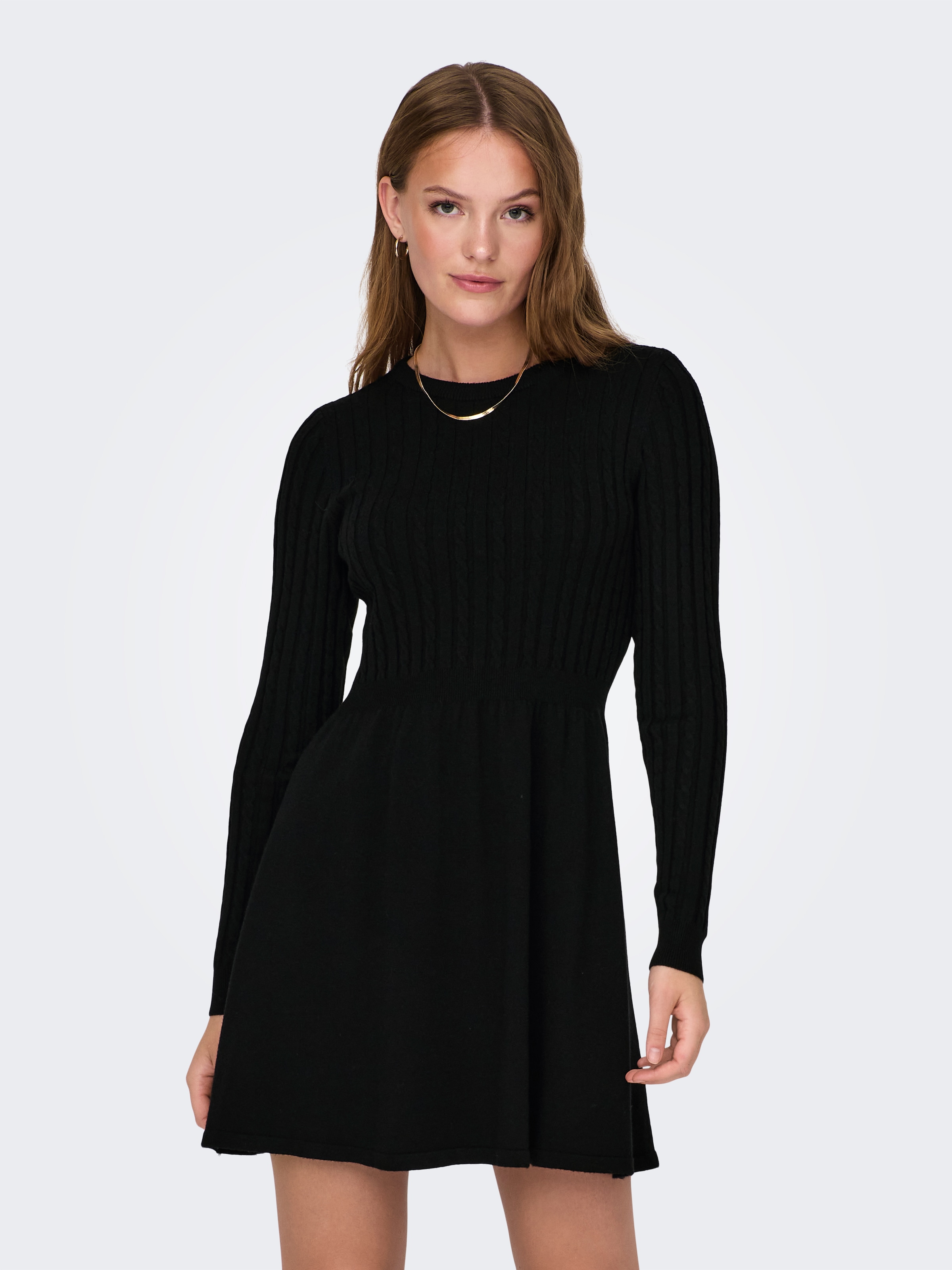 ONLY Strickkleid "ONLFIA LS CABLE DRESS KNT", tailliert und mit dezentem Zo günstig online kaufen