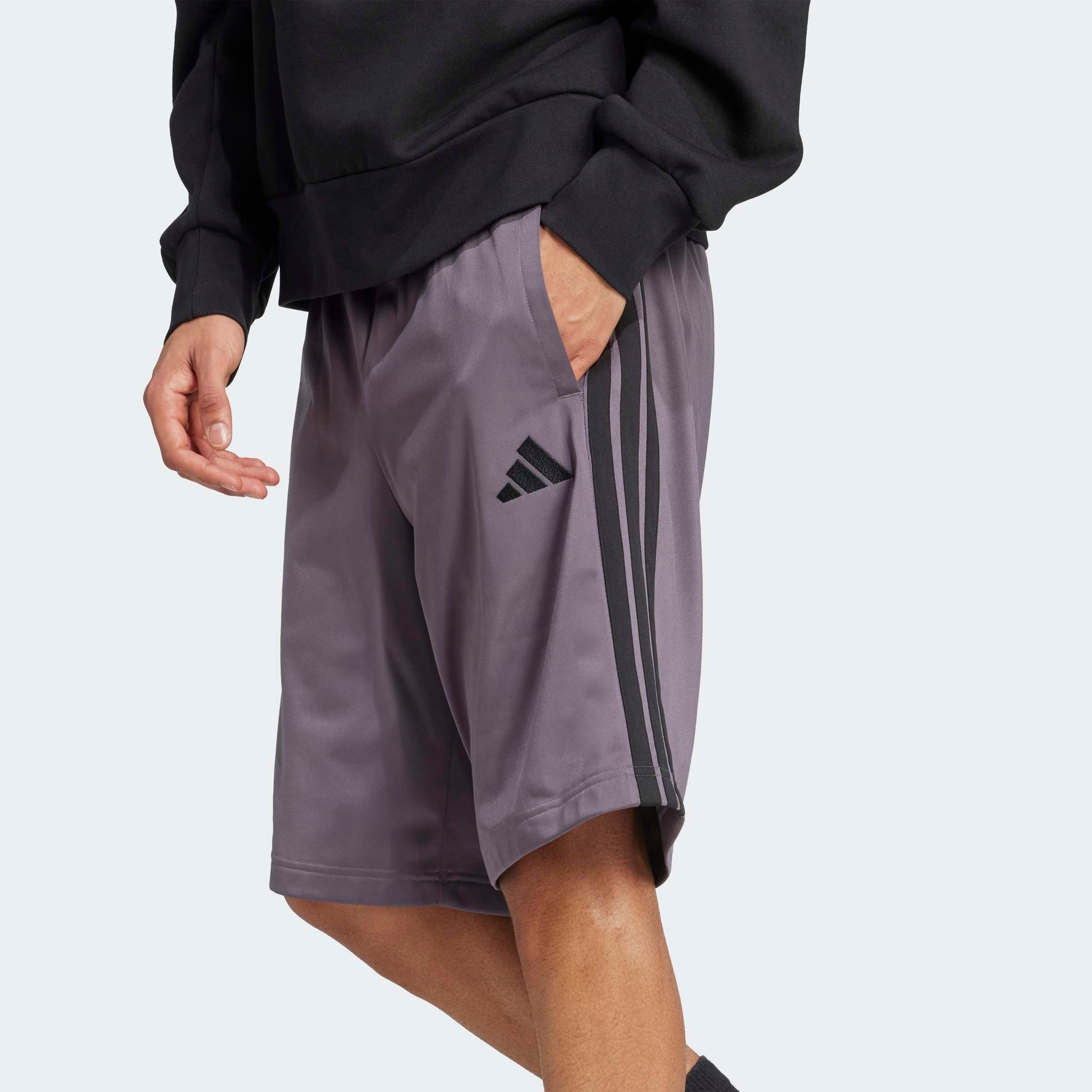 adidas Sportswear Shorts »3-STREIFEN TRICOT REGULAR FIT«