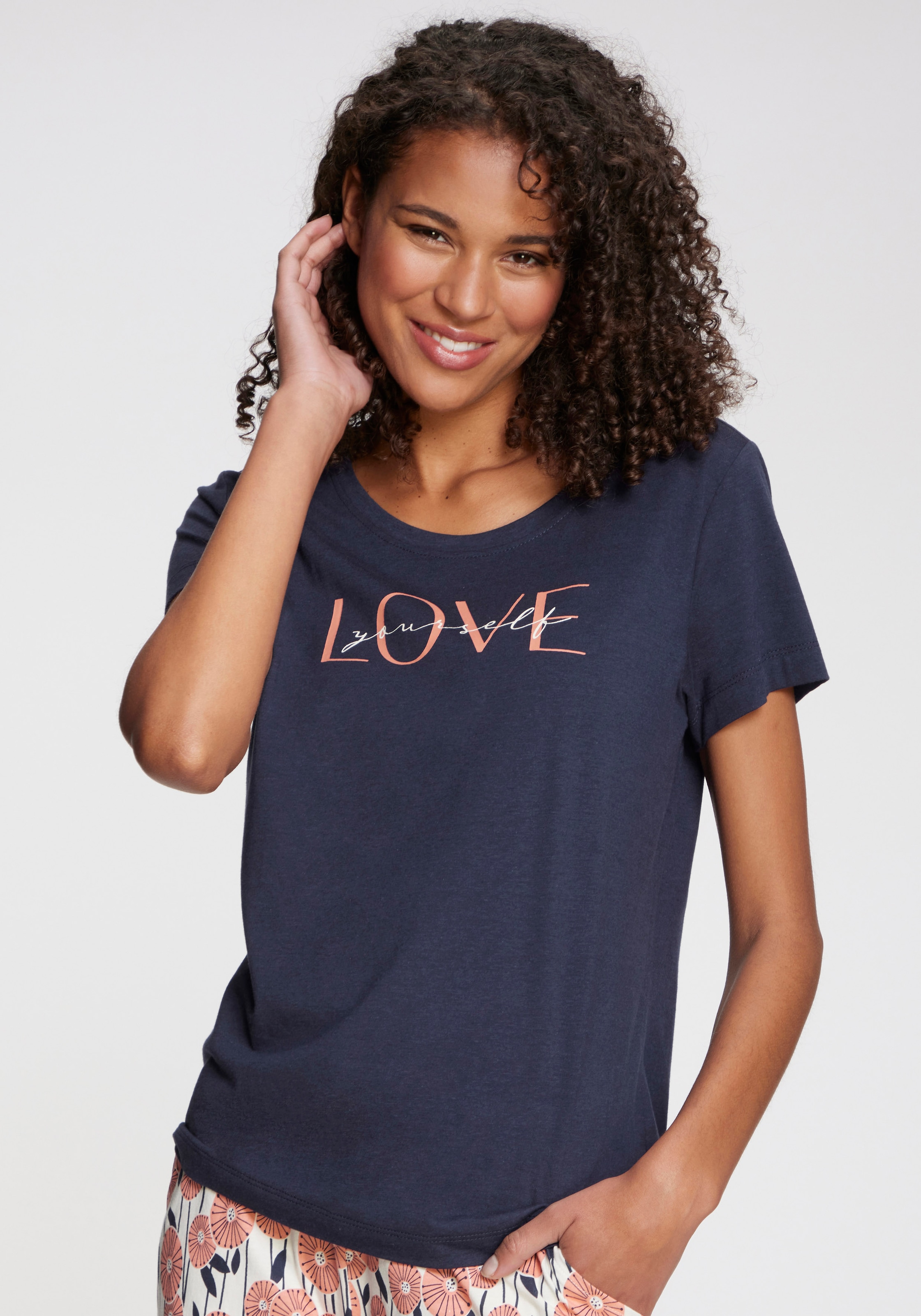 Vivance Dreams Pyjamaoberteil mit schönem Frontprint günstig online kaufen