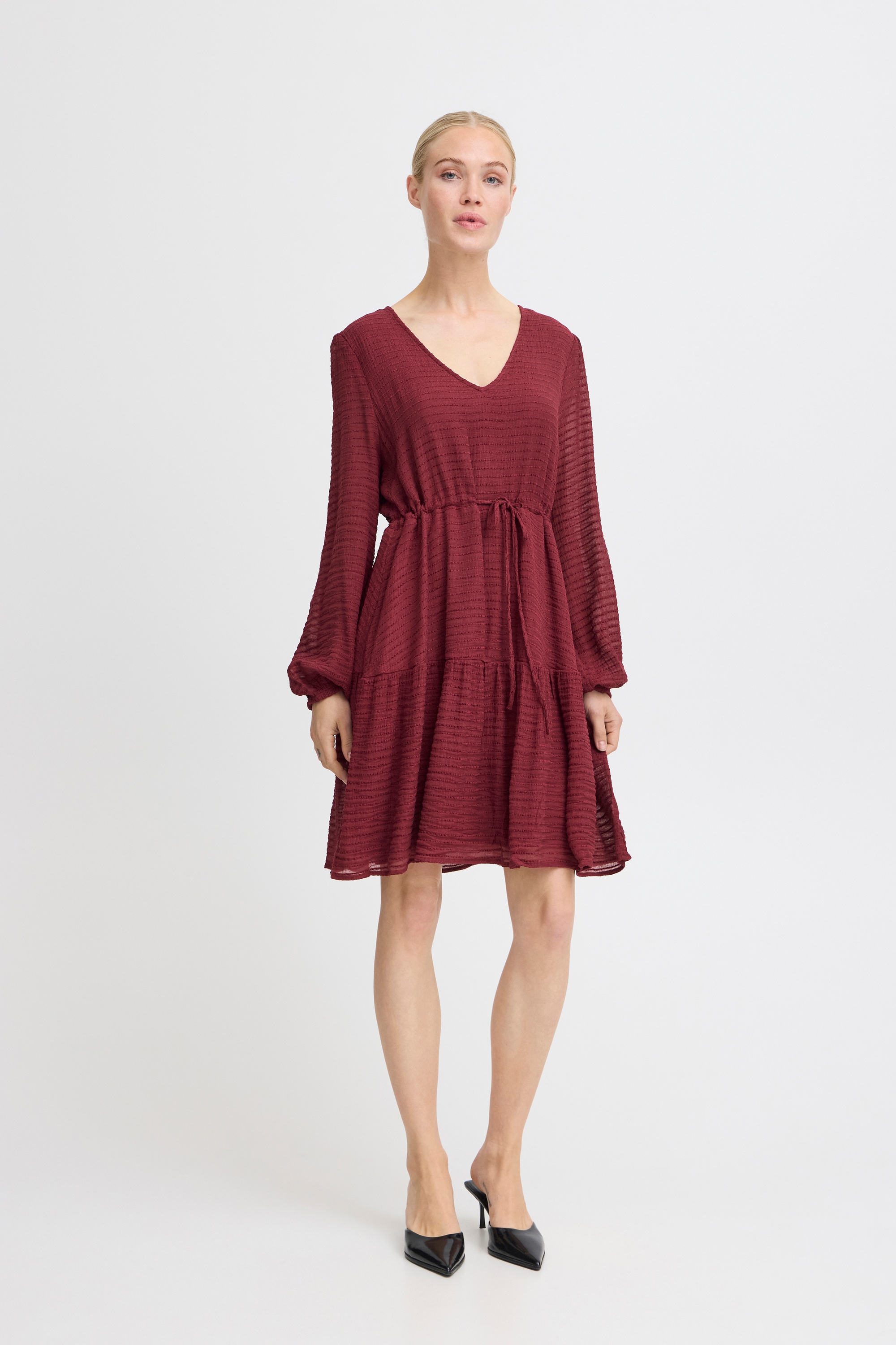 b.young Midikleid »Kleid BYHELIA«