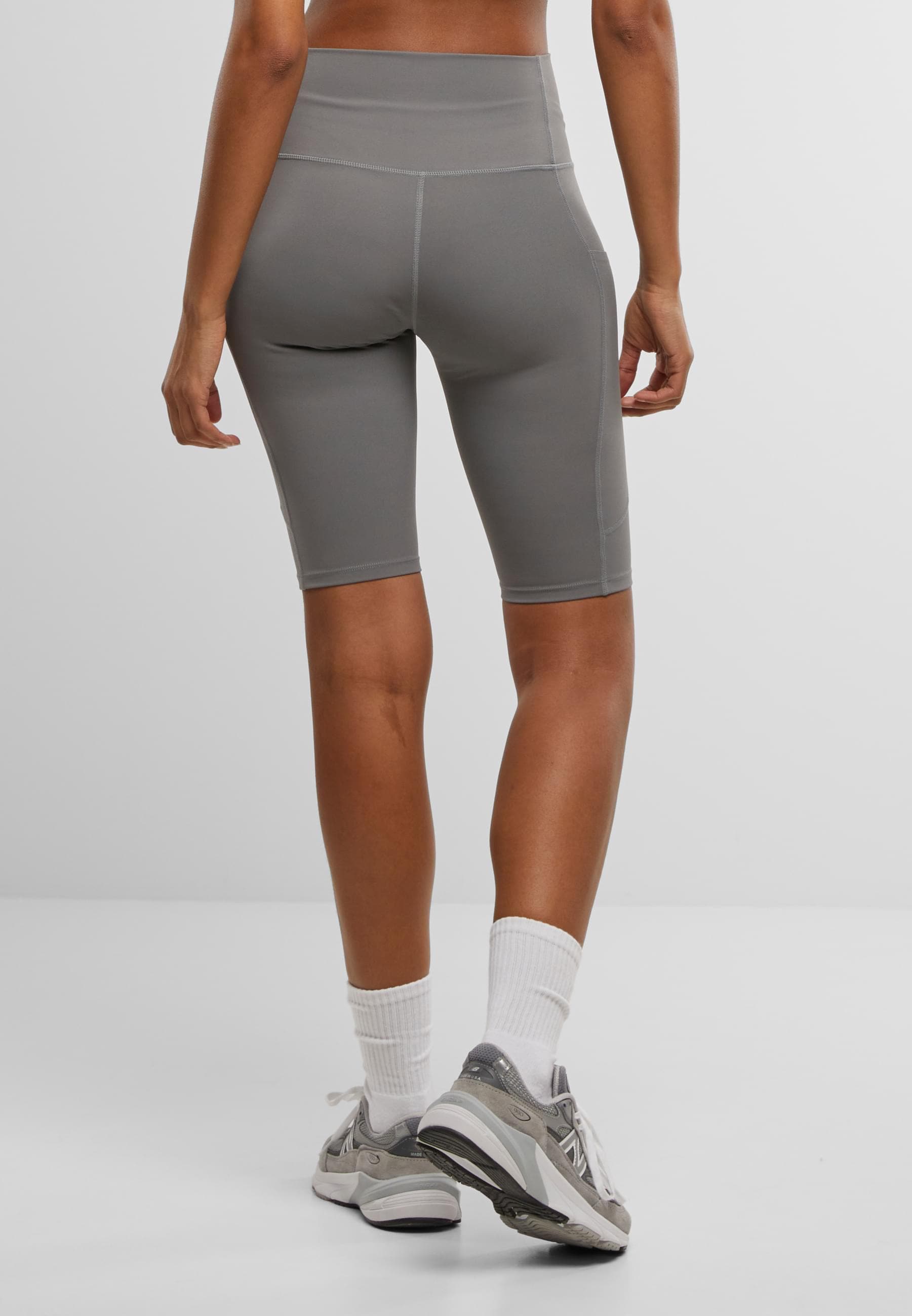 URBAN CLASSICS Radlerhose »Urban Classics Ladies Cycling Short Ladies Cycling Short«, (1 tlg.)