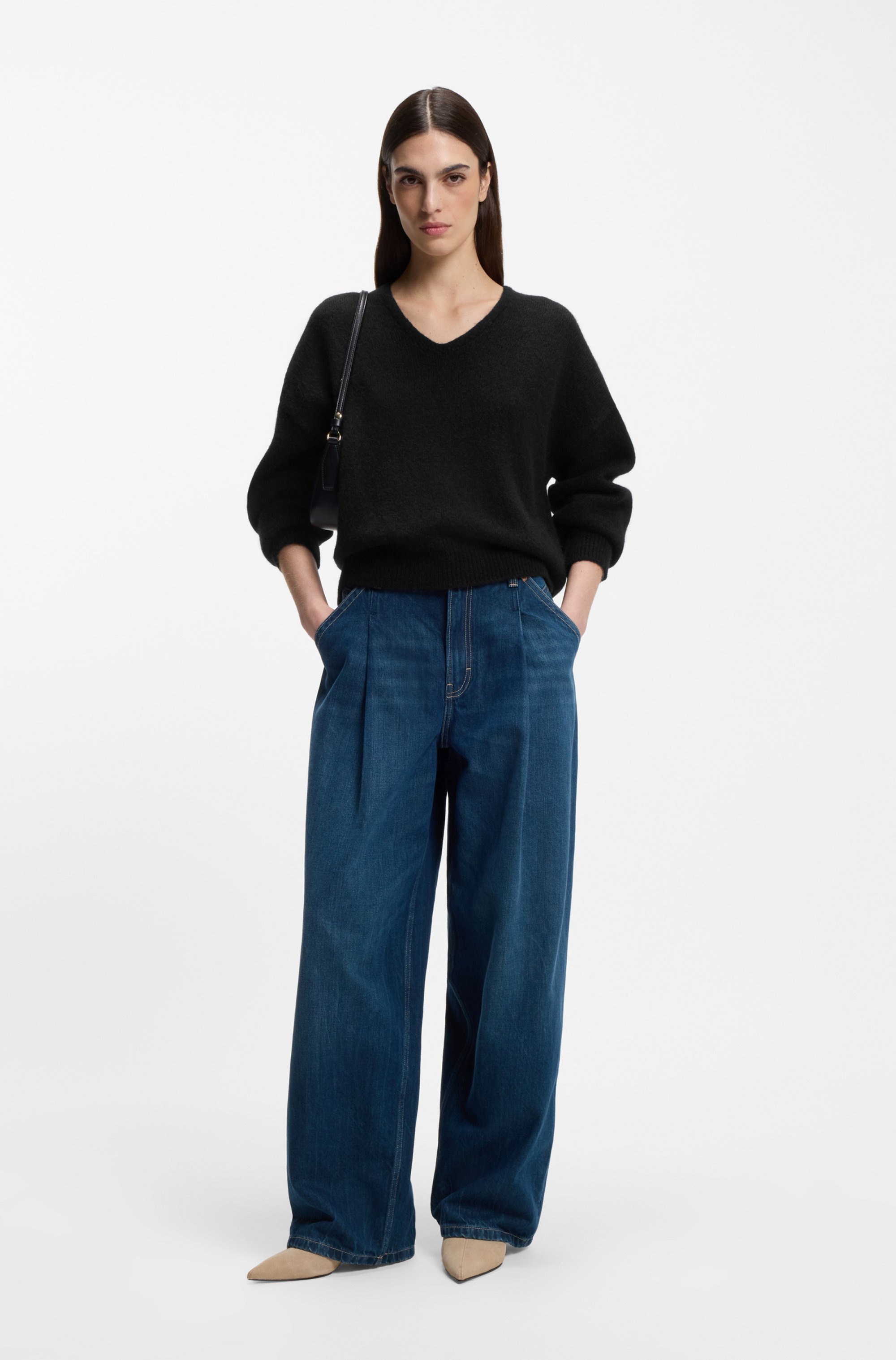 Thumbnail - BOSS ORANGE Strickpullover "Fondyssa Premium Damenmode" im Relaxed Fit, V-Ausschnitt