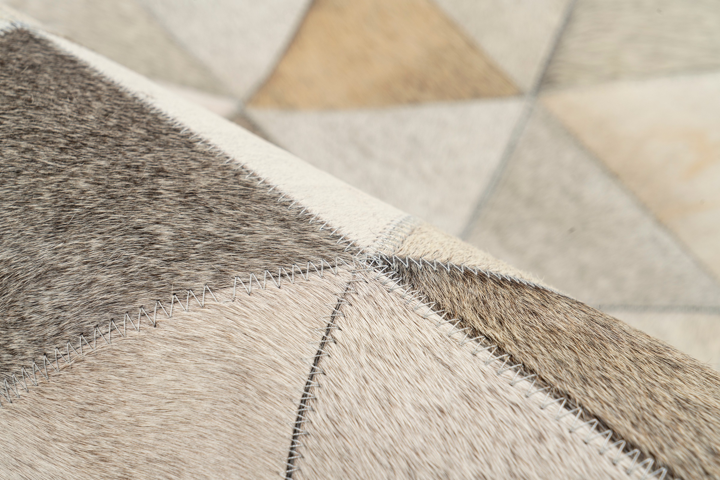 Padiro Fellteppich »Lavin 325 Lederteppich«, rechteckig, 8 mm Höhe, 100 % Rindslederfell, Unikat