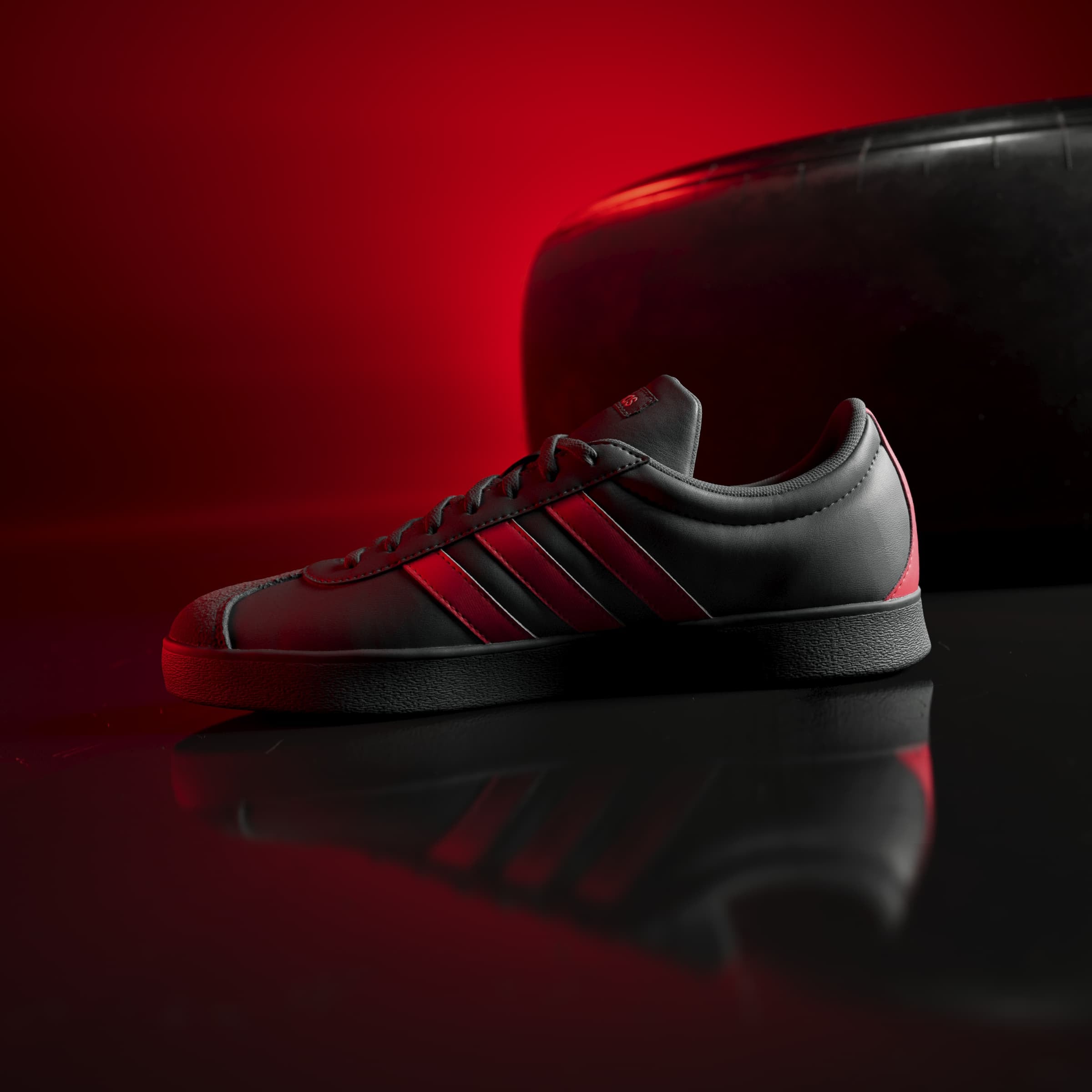 adidas Performance Sneaker »AUDI F1 TEAM VL COURT«  AUDI F1 Motorsport