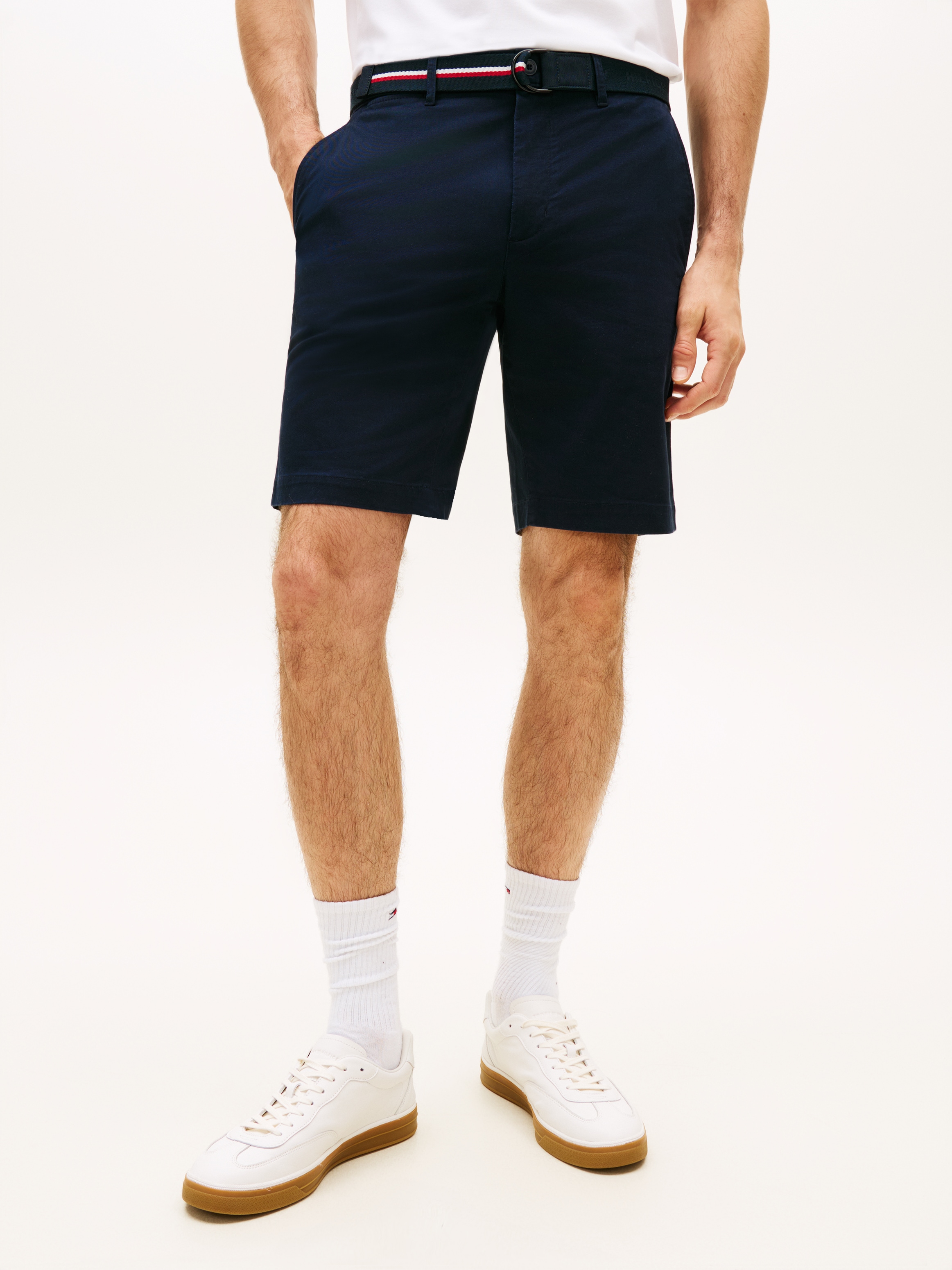 Tommy Hilfiger Shorts "DENTON 9.5 INC ESS TWILL W/ BELT" mit abnehmbaren Gürtel, slim fit