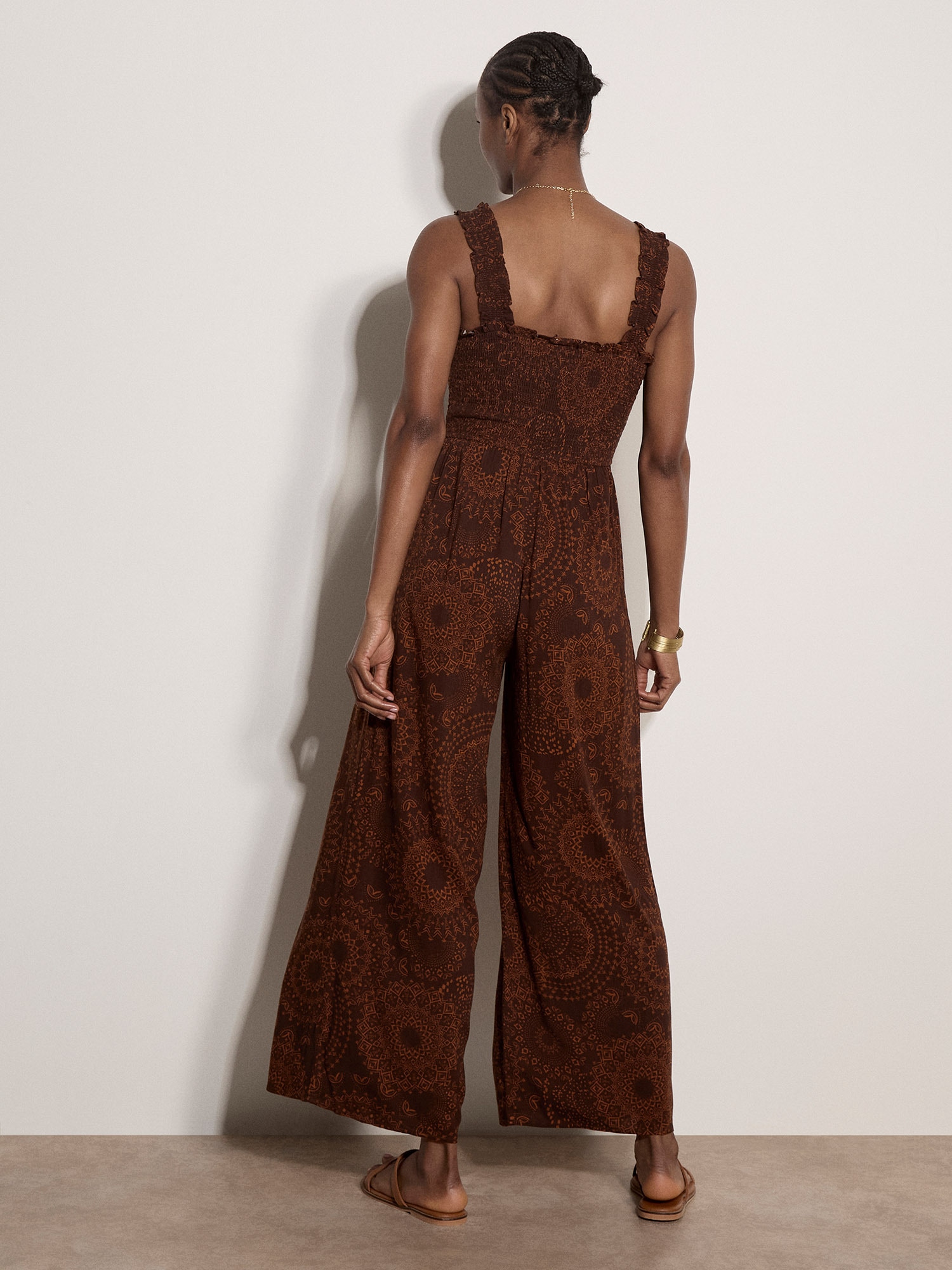 Apricot Jumpsuit »Gemusterter Jumpsuit mit gerafftem Bein« mit Smokdetails