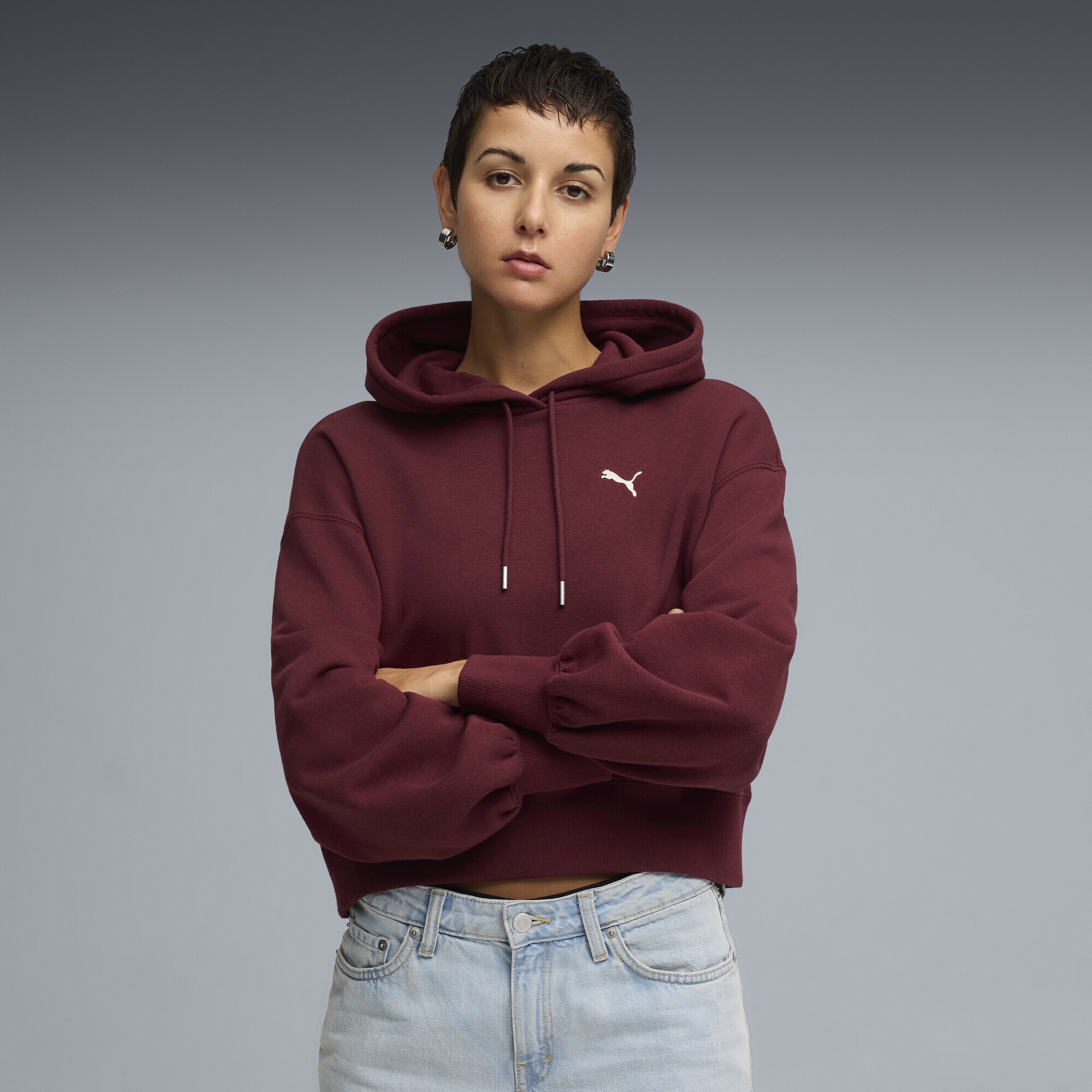 PUMA Hoodie »WARDROBE ESS Kurzer Relaxed Fit Hoodie Damen«