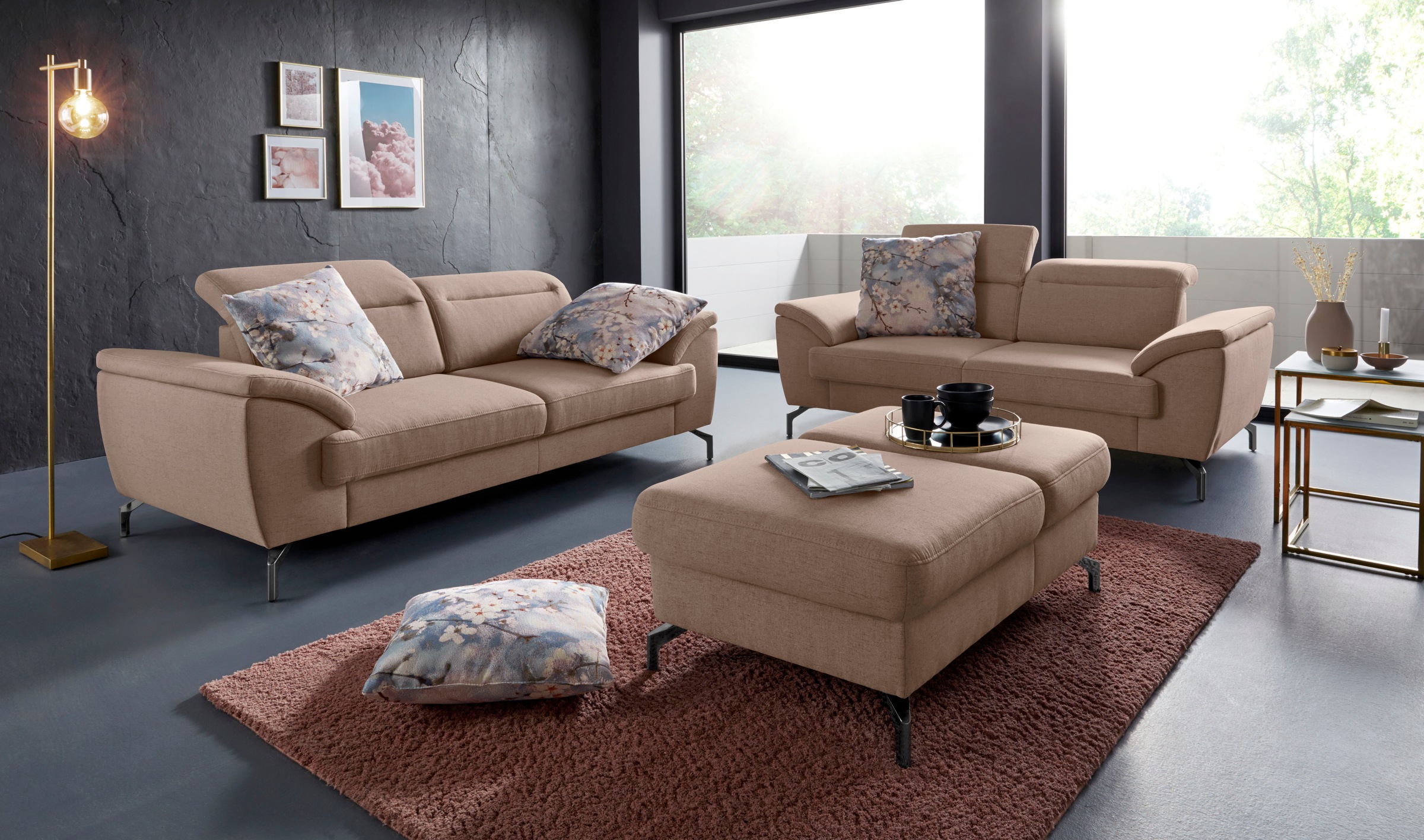 Hocker SIT & MORE "Percy", beige, B:114cm H:46cm T:71cm, Hocker, Polsterhocker Sitzhocker, Fußhöhe 15cm, mit Klappfunktion, wahlweise in 2 Fußfarben 3