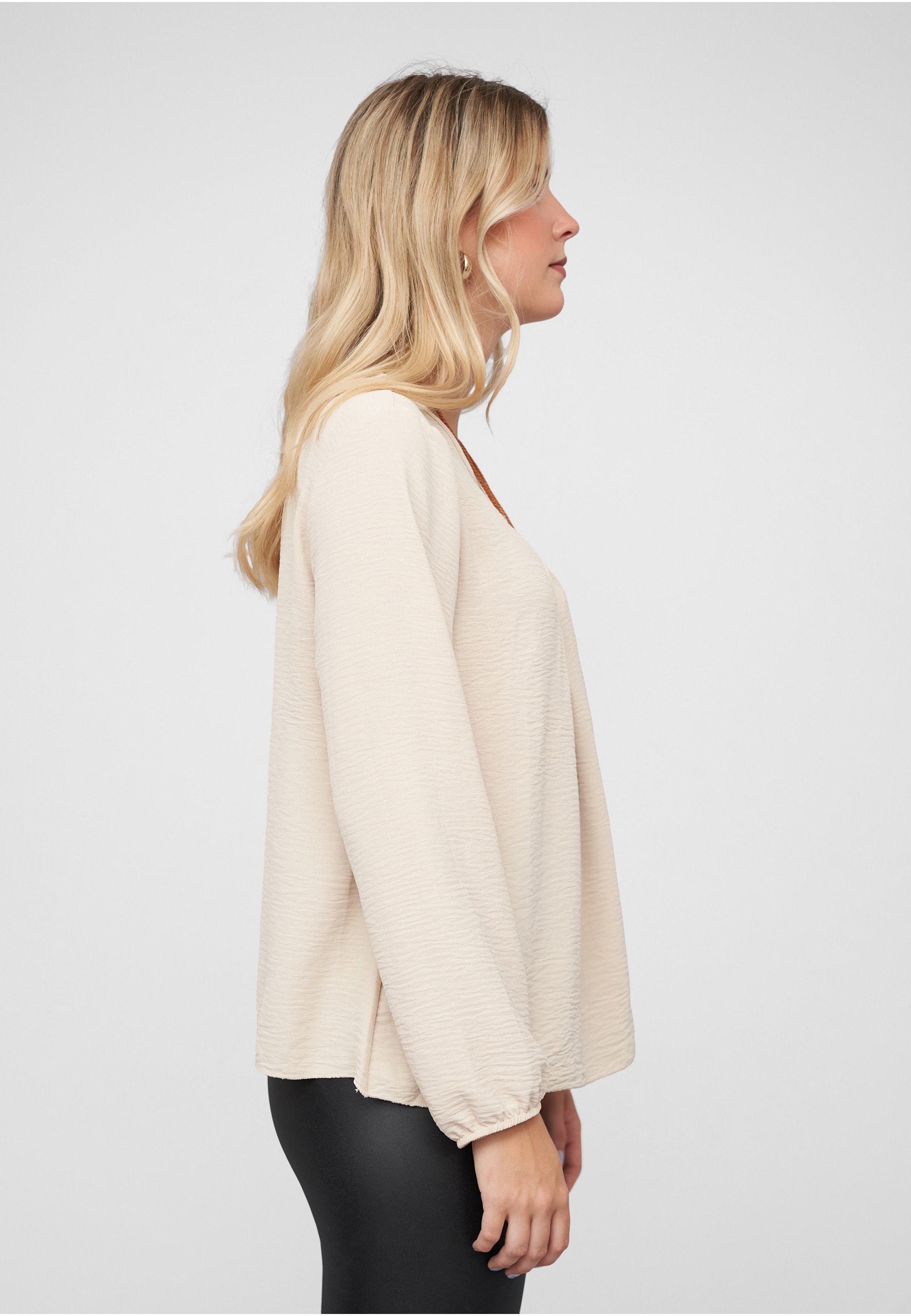 CLOUD 5IVE Klassische Bluse »CLOUD 5IVE Longsleeve Blouse with Necklace«