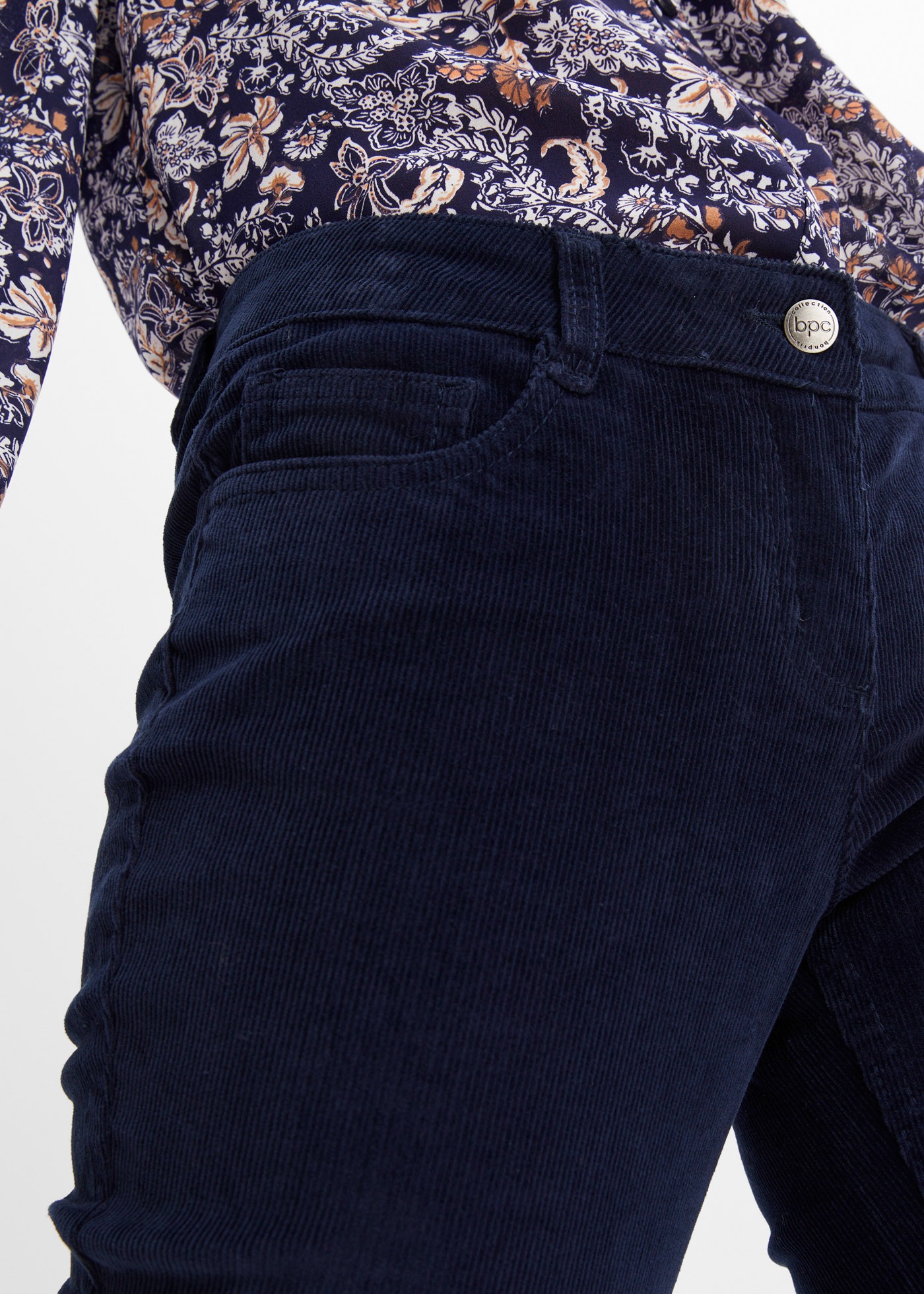 Thumbnail - bonprix Cordhose "Stretch-Cordhose, Bootcut" Stretch-Cordhose, Bootcut