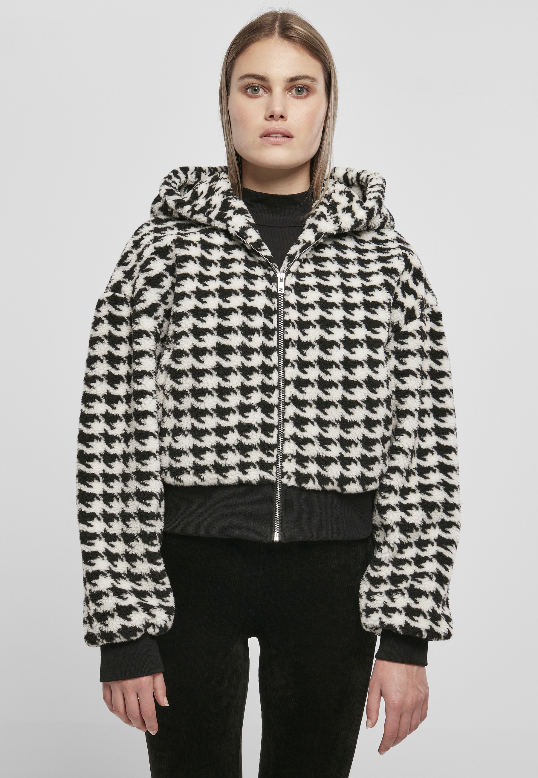 URBAN CLASSICS Langmantel »Urban Classics Damen Ladies Short Oversized AOP Sherpa Jacket«