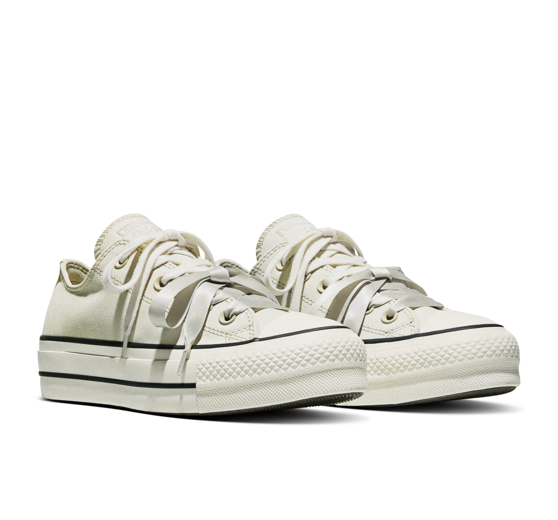 Converse Sneaker "CHUCK TAYLOR ALL STAR LIFT PLATFORM PEACHED CANVAS" für den Alltag, mit profiliertem Laufsohlenprofil, mit Schnürung