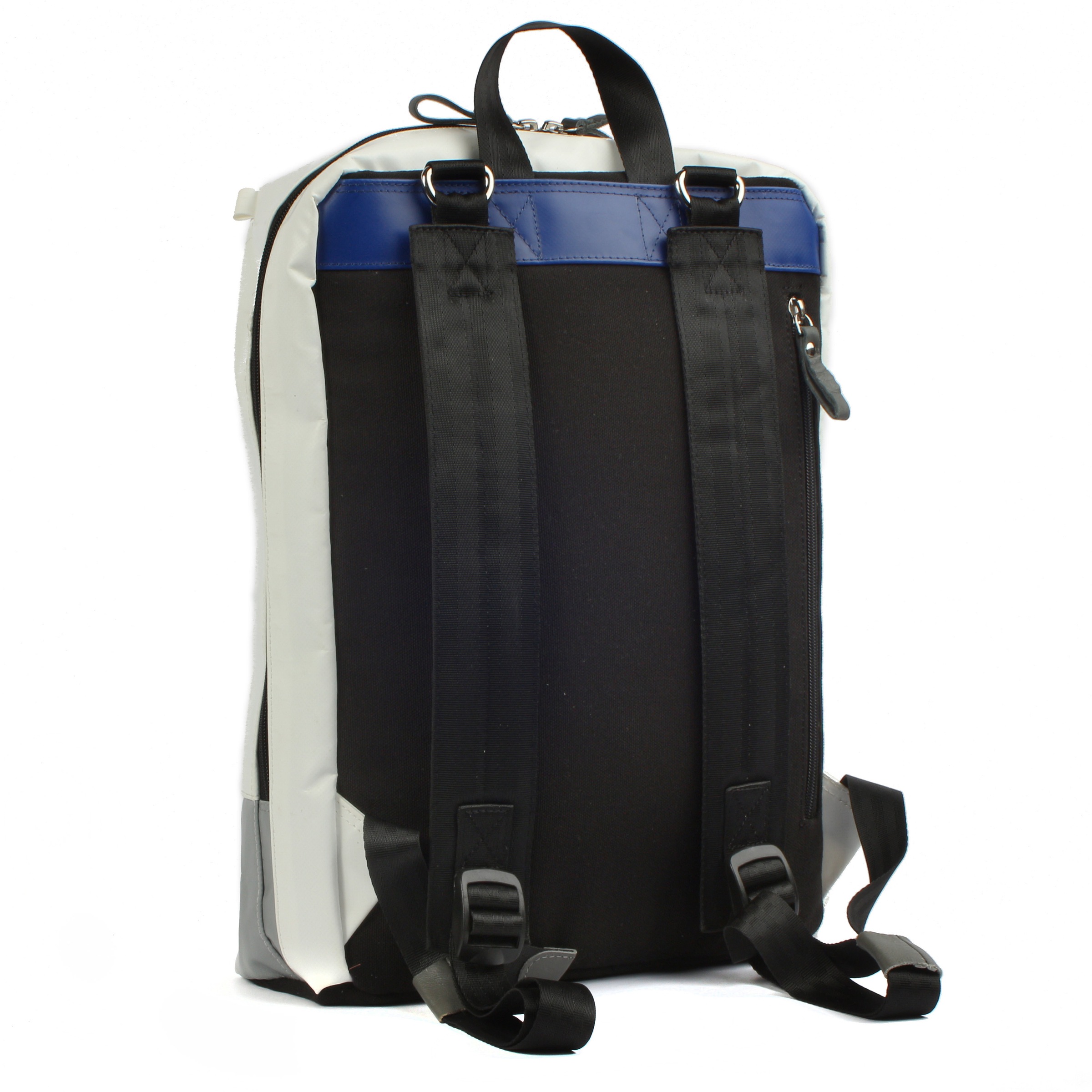 7clouds Laptoprucksack »Novis 7.1 B«, mit recyceltem PET